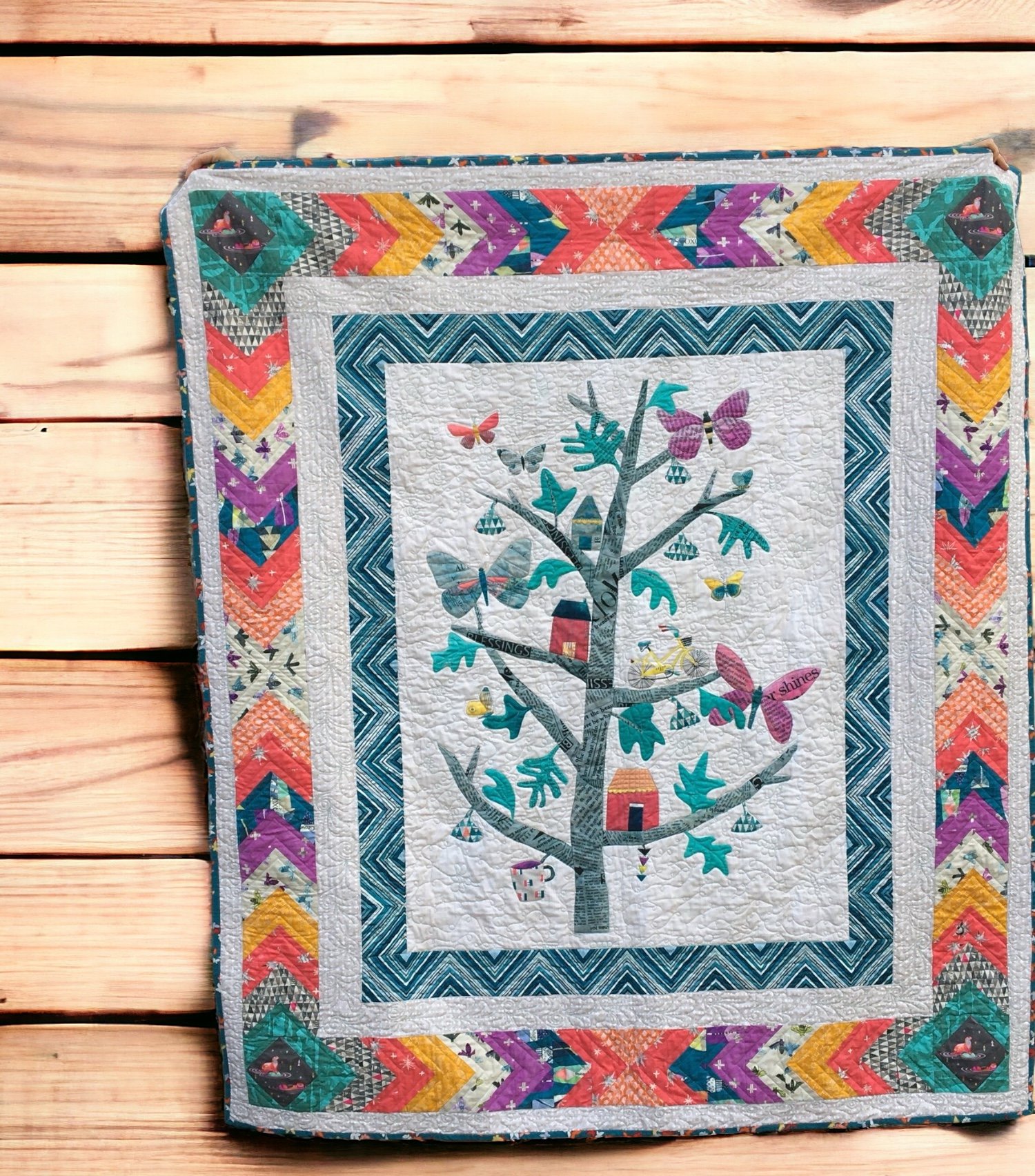 The Tree of Wonder fabric panel by Carrie Bloomston made the perfect centerpiece for a whimsical five-year-old.