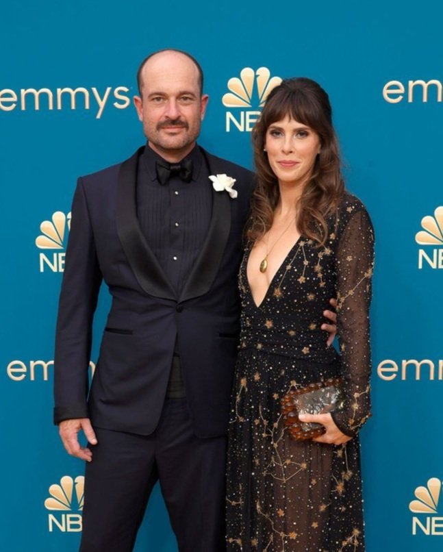 FcfOLP-WYAIntpc (1).jpg