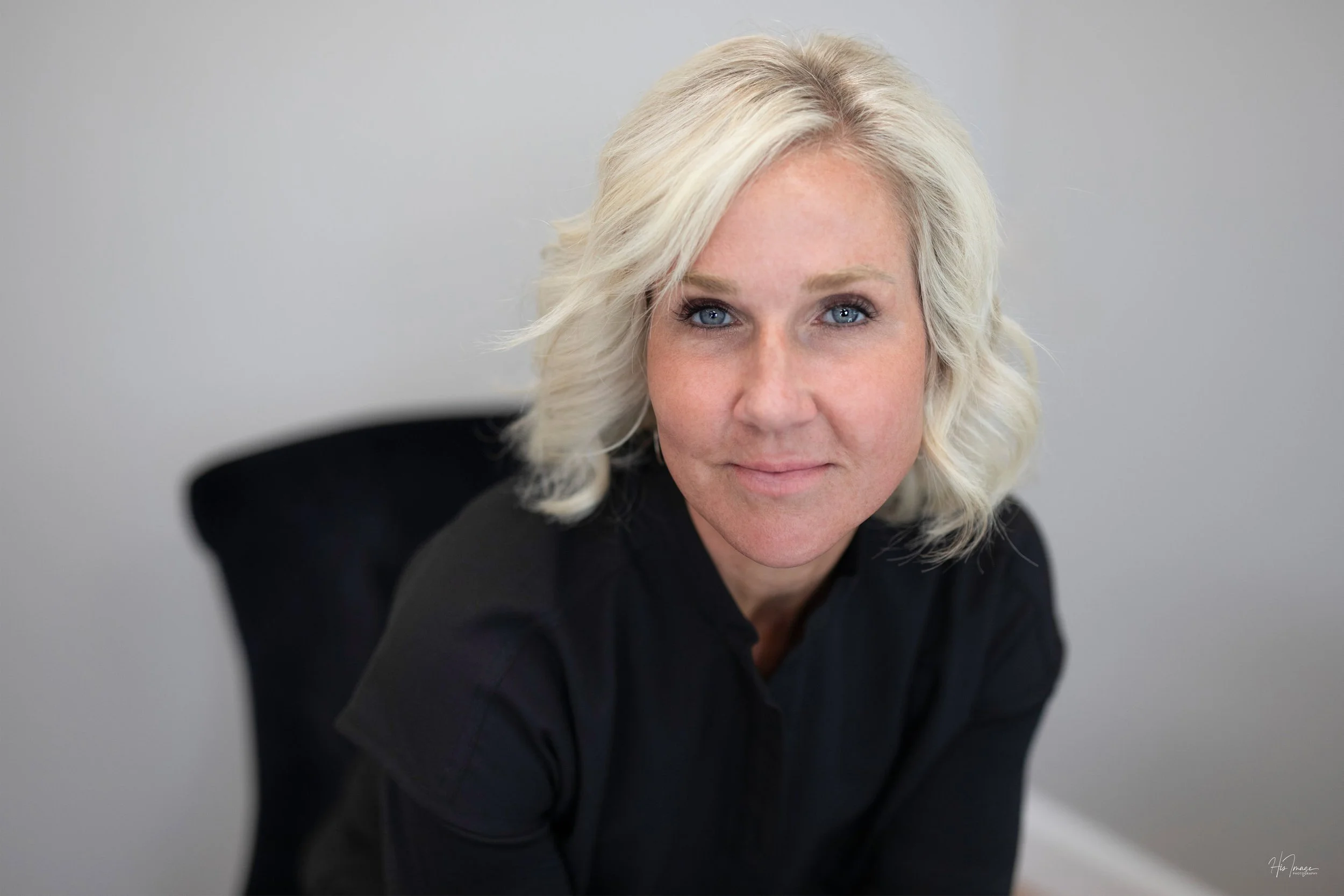 Photo of Ann Schwartz, RN—founder of Belliná Amé Medspa in Hutchinson, MN and provider of thoughtful, personalized aesthetic care.