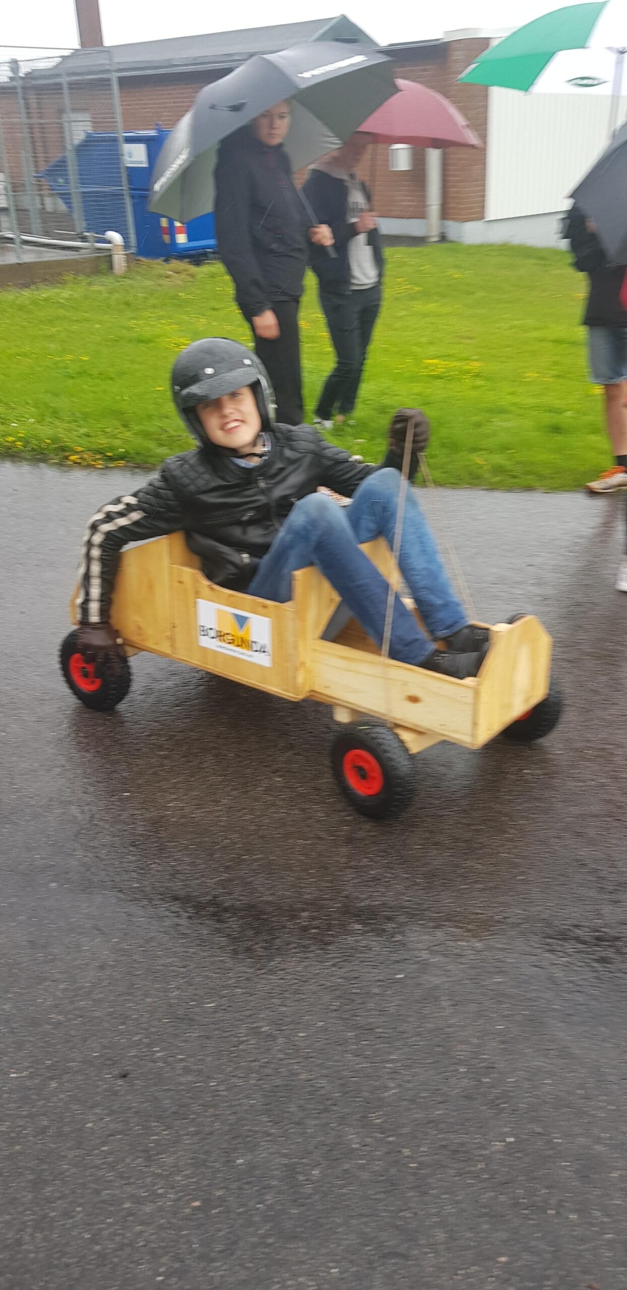 Lådbil4-scaled.jpg
