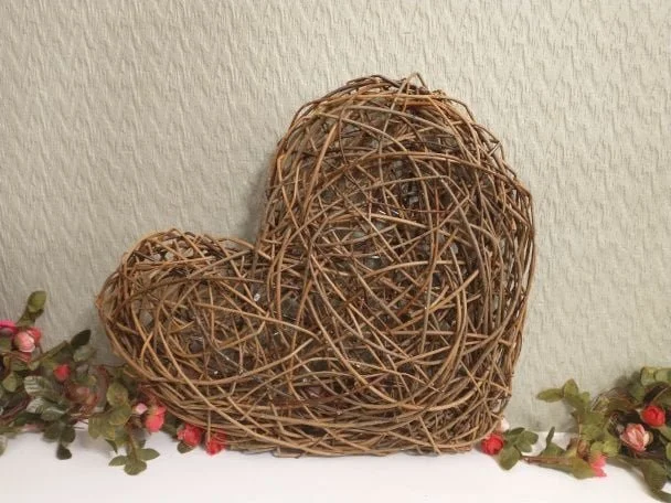 Willow heart workshop on Valentines Day