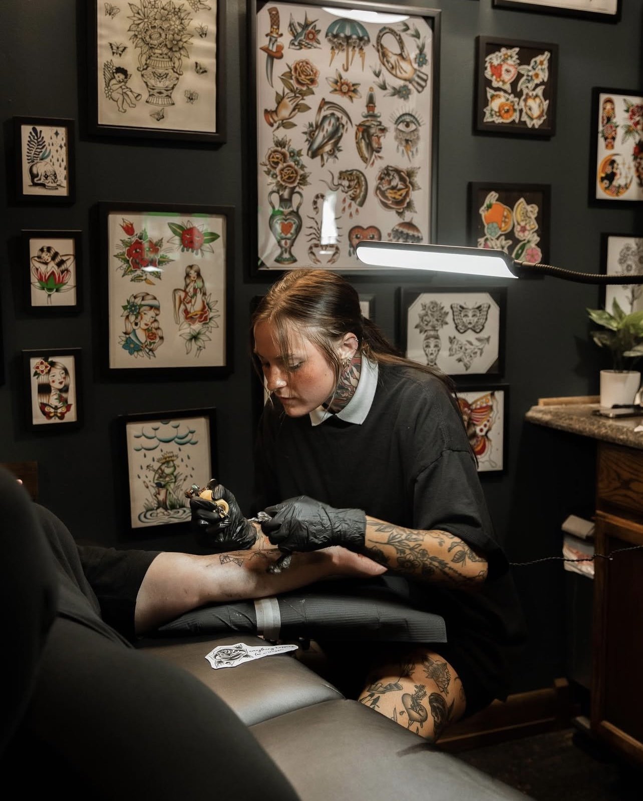 GUEST ARTIST ALERT!