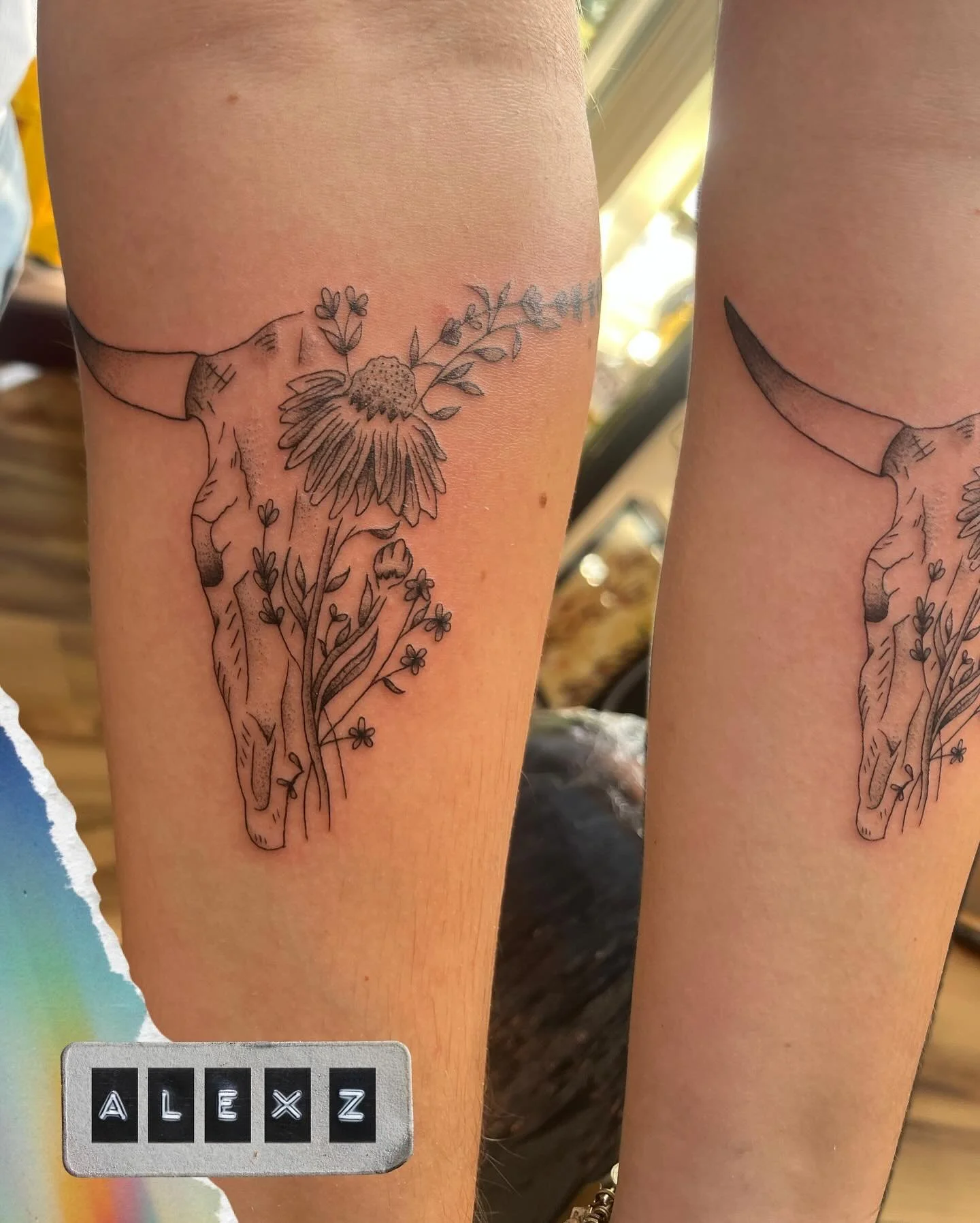 Recent walk in from the man the myth the legend @alexztats ! Many angles for your viewing pleasure. Check out their insta and snag a spot if you&rsquo;re into what you&rsquo;re seein&rsquo;! 

#floral #tattoo #cow #skull #shading #ohio #yellowsprings