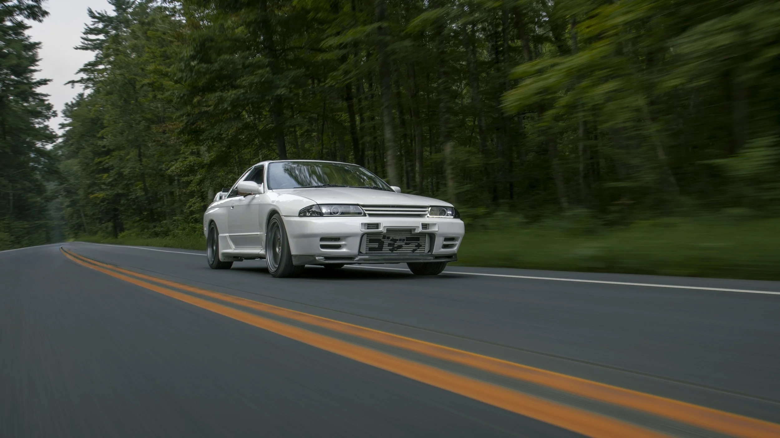 1990NissanGTRSkyline_R32_Rollers7.JPG