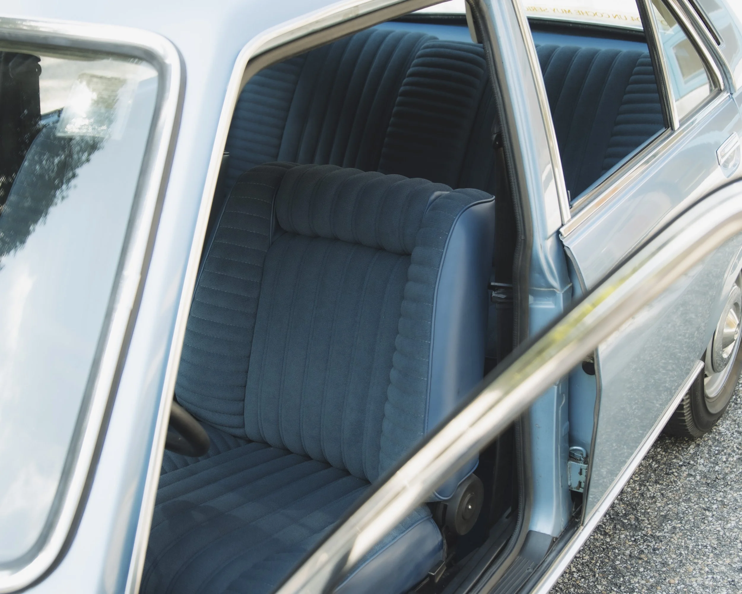 1978Peugeot504_37.JPG