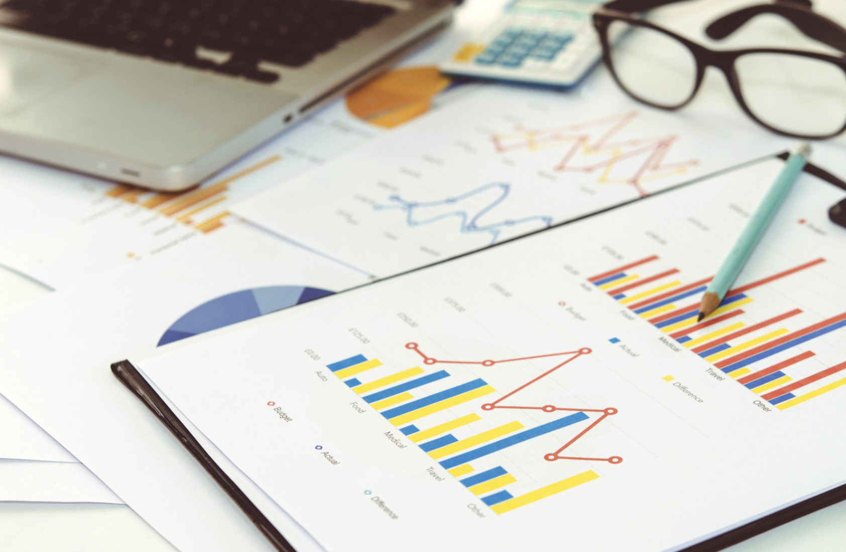 The Power of Evidence: Data-Driven Investment Strategies