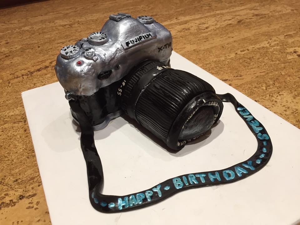 camera cake - solo.JPG