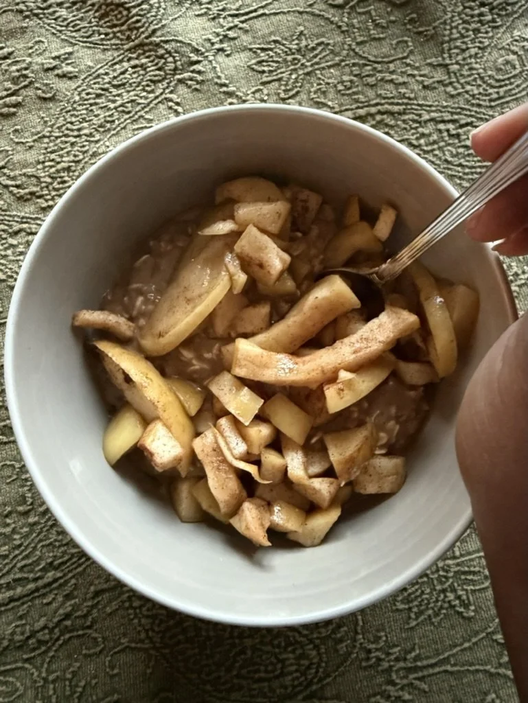 Warm apple oats