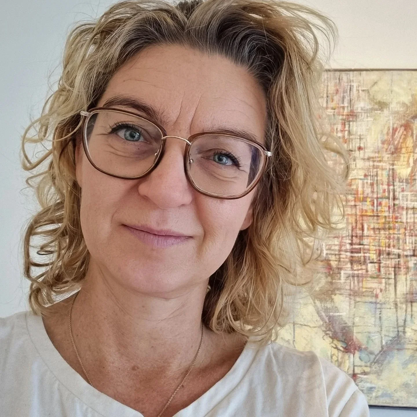 Overvejer du om kropsterapi kan hj&aelig;lpe dig med:
#angst 
#smerter 
#tankemylder 
#depression 
#stress 
#uroikroppen 

Du kan altid booke en gratis afklarende samtale med mig p&aring; 22 42 40 41. 
Jeg gl&aelig;der mig til at h&oslash;re fra dig?