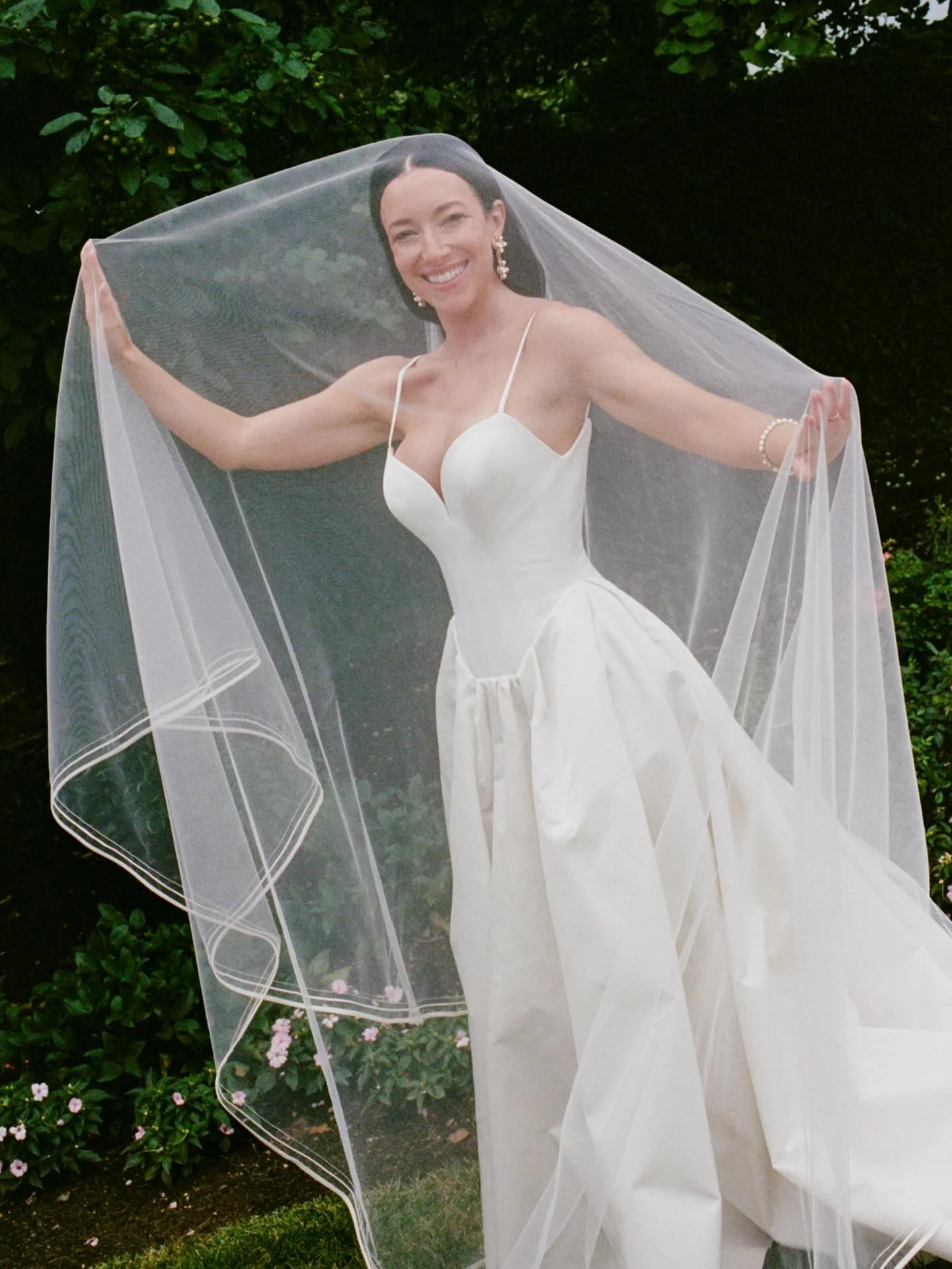 What bridal dreams are made of👰&zwj;♀️💍

shooting with @zoraidaleephoto