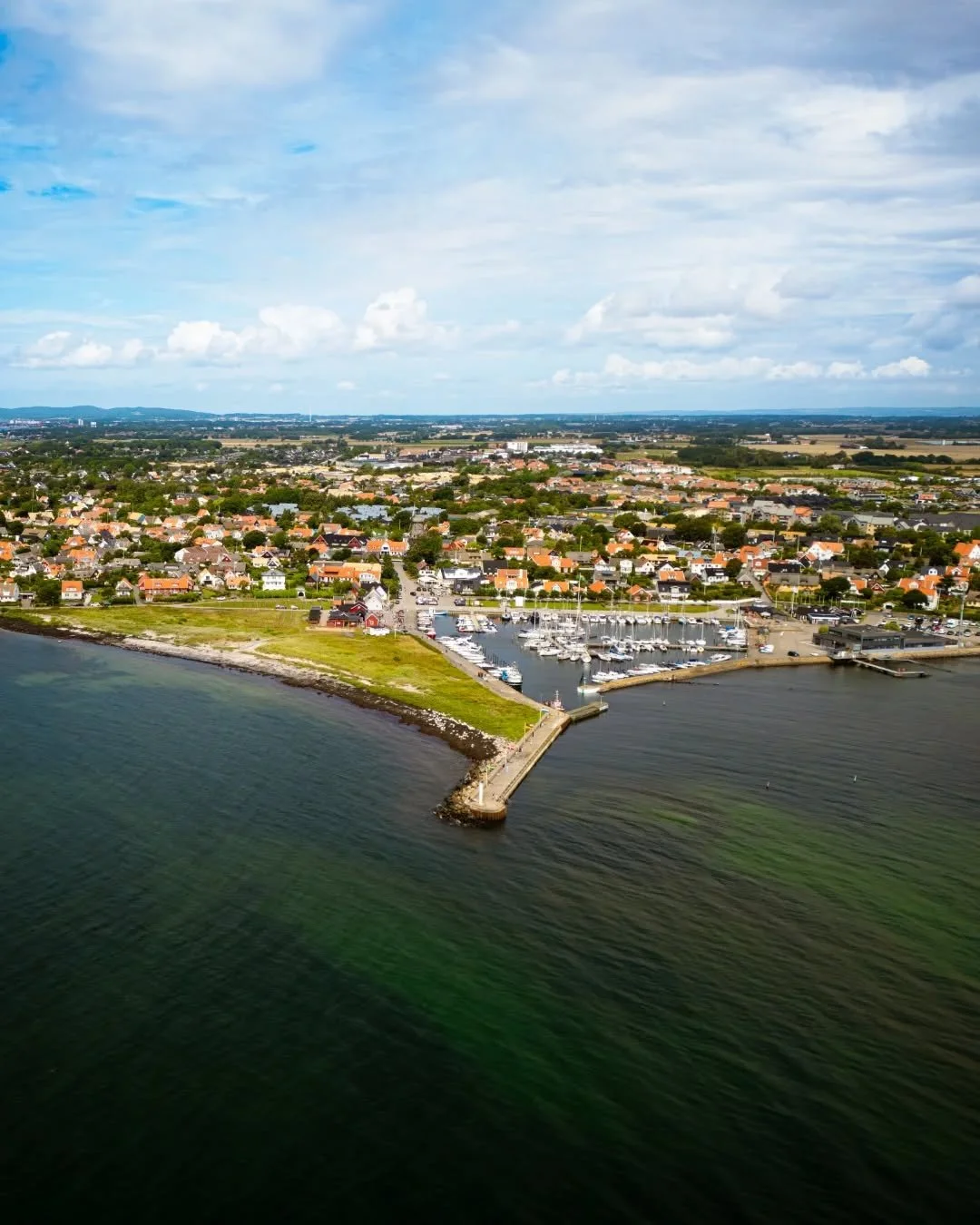 Fina H&ouml;gan&auml;s med storm moln bakom kameran 🙃