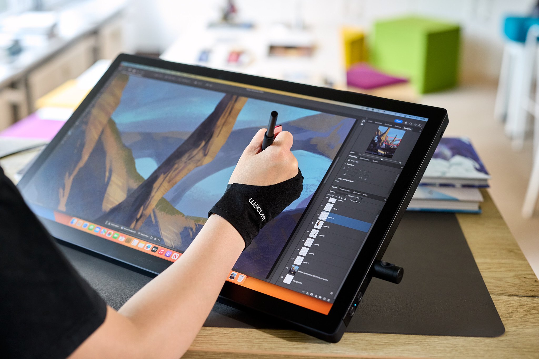 Wacom_Cintiq_2025-06_034.jpg