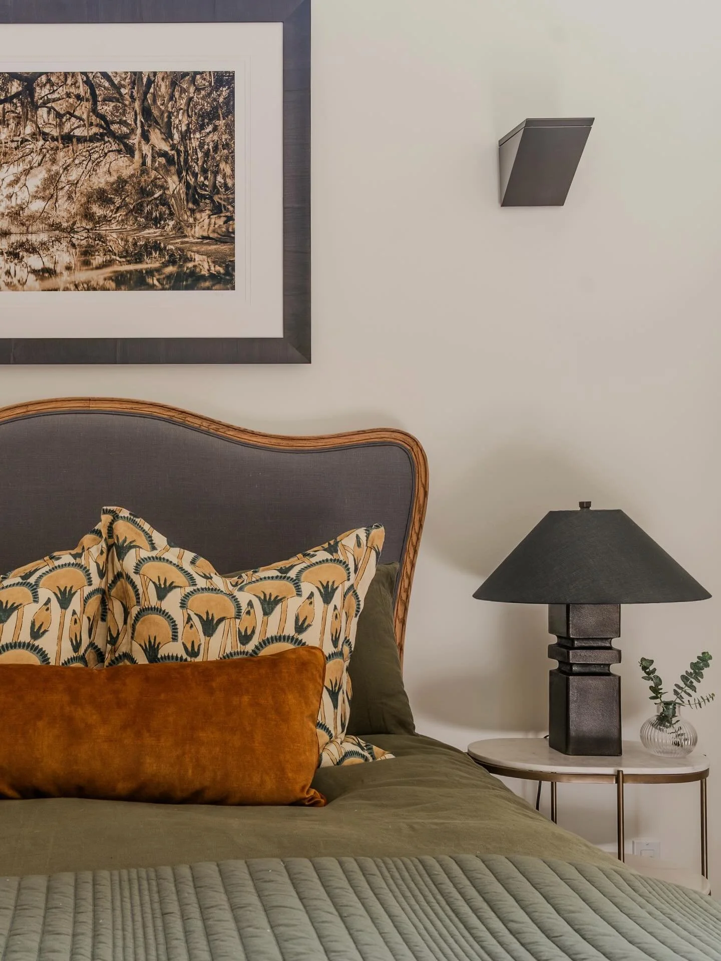 Layered and linen. This earthy bedroom is one of my favorites. The clients art from @benhamgallery is perfect for the space.