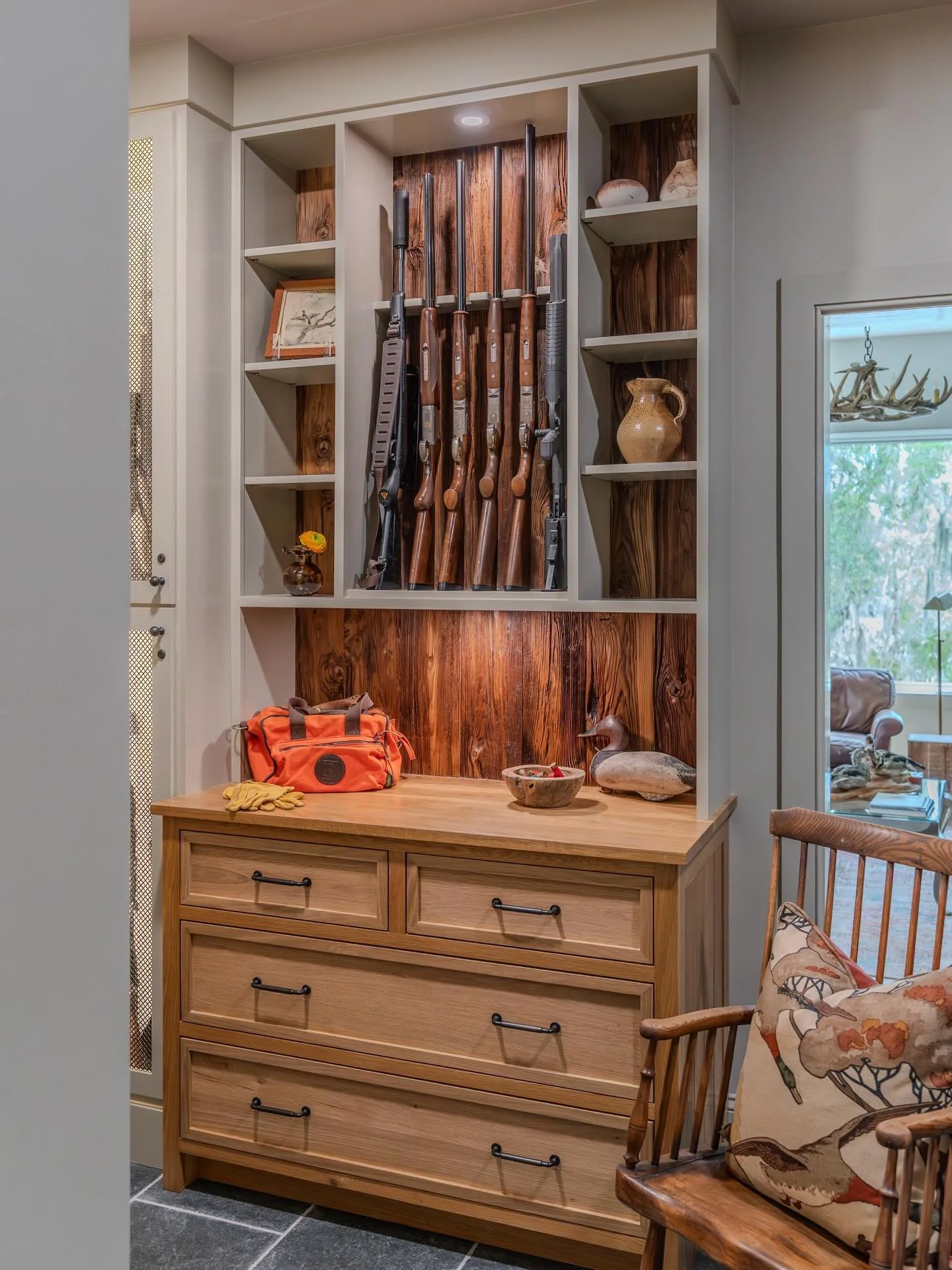 Rod + Gun. Here&rsquo;s a peak into this small but mighty gunroom. As we head into @sewe weekend here in Charleston, this is giving all the feels.