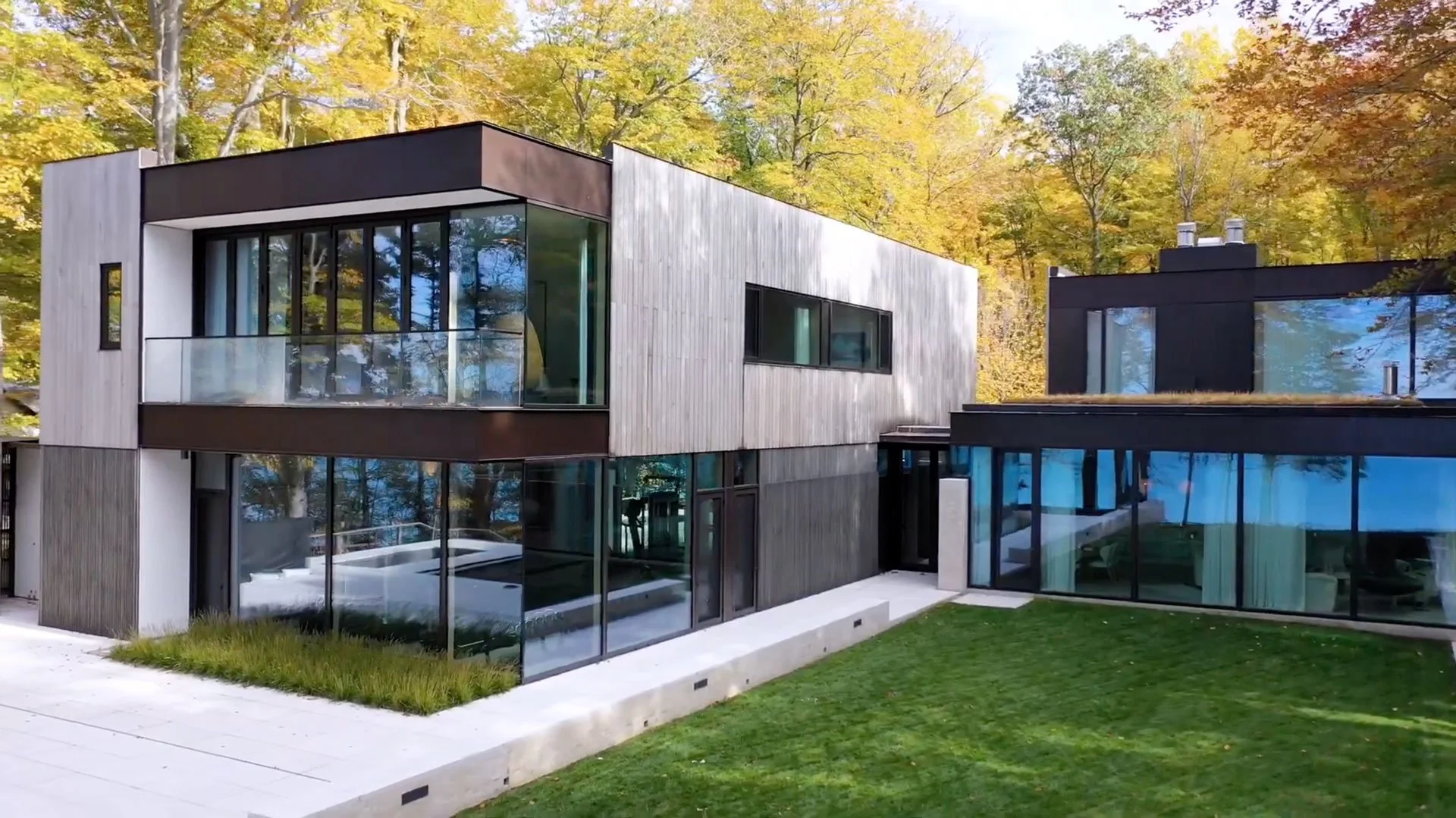 Craftsmanship &amp; Seamless Luxury