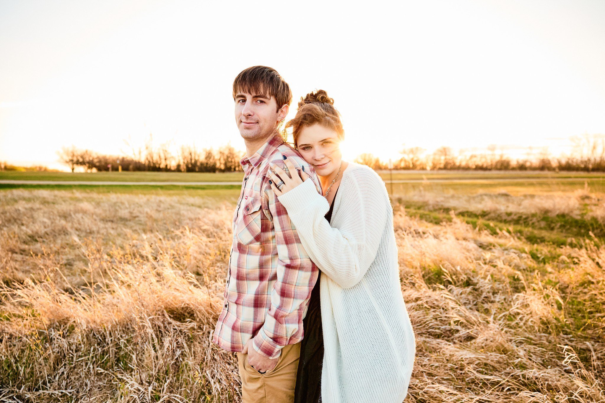Rylee and Johnny's engagement session! 💍💛

#northdakotaengagementphotographer #ndweddingphotographer #engagement 
#midwestweddingvideographer #lisbonnorthdakota #northdakota #goldenhourphotos