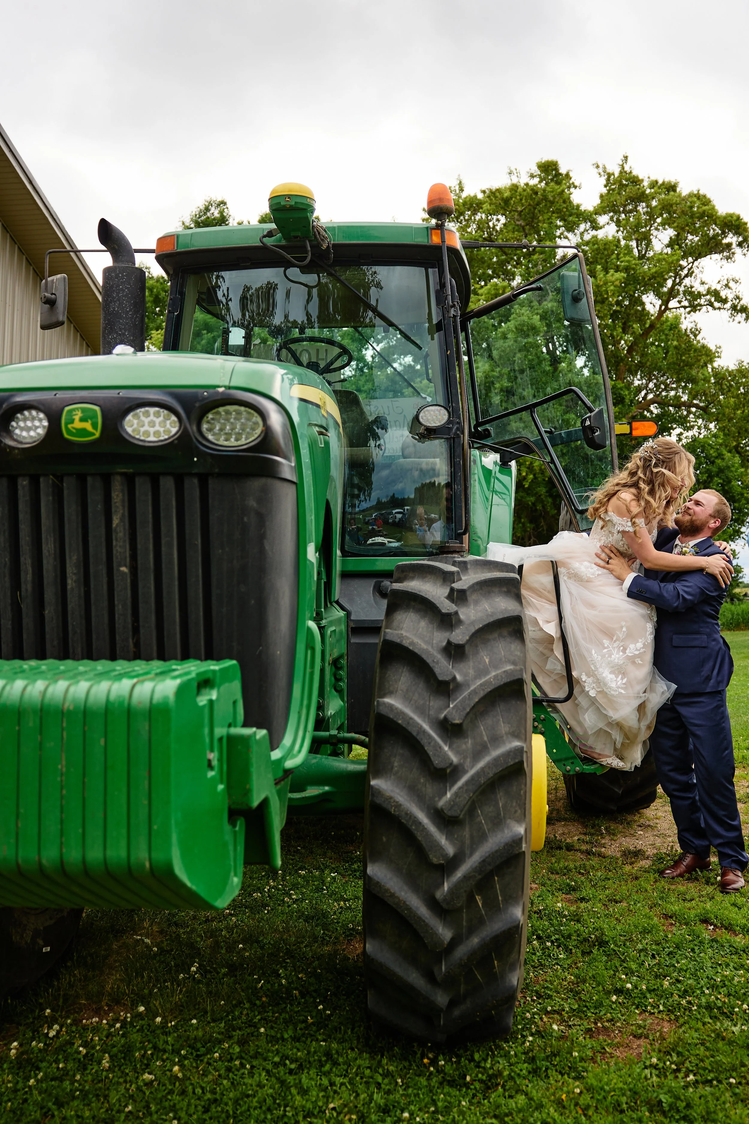Lueders Wedding_Ottertail Minnesota_0401.jpg