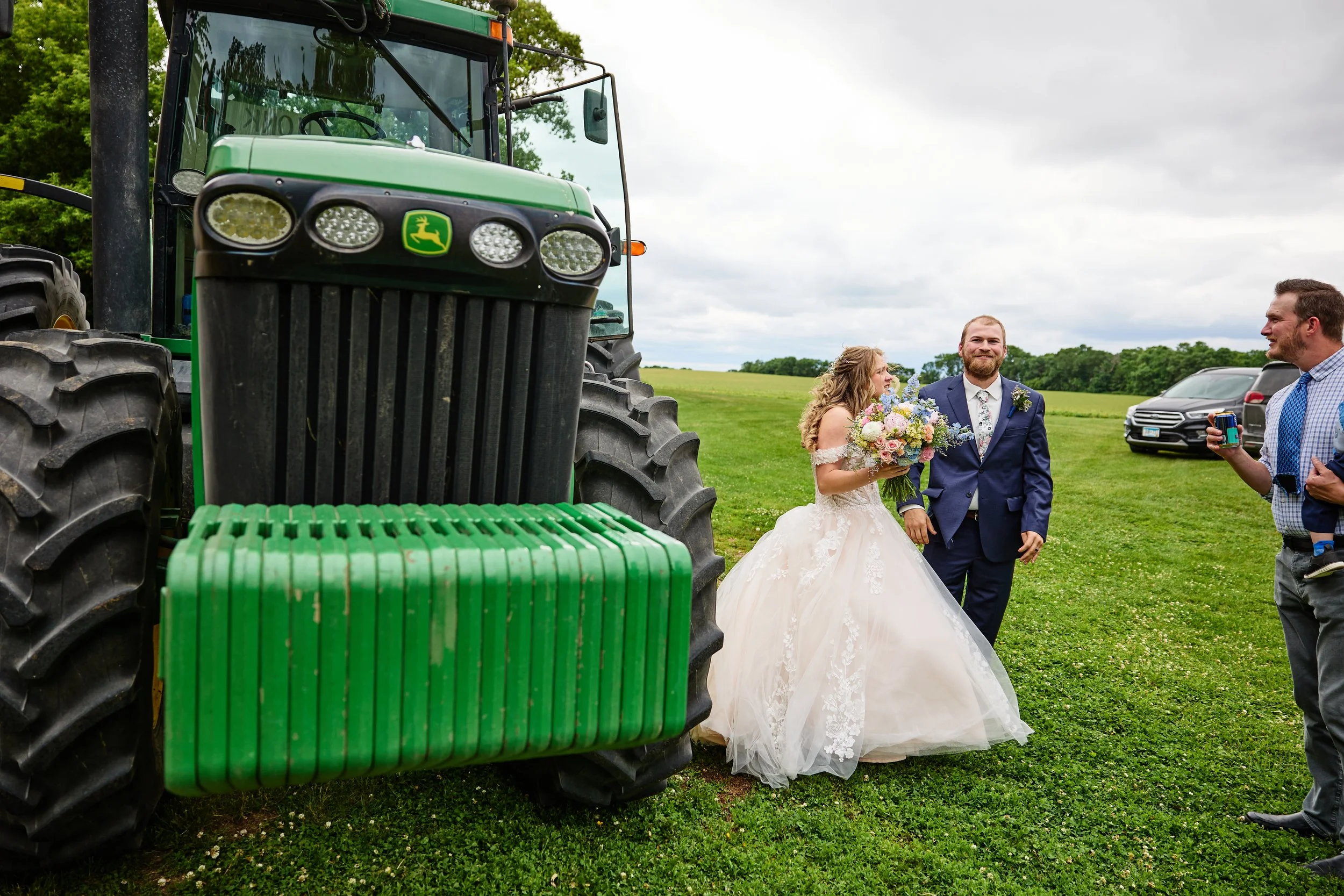 Lueders Wedding_Ottertail Minnesota_0404.jpg