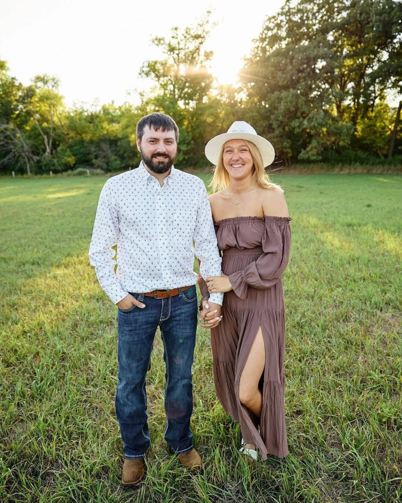 More beautiful moments from Kyllea and Mike's engagement session! 💍☀️

#northdakota #fortransom #ndweddingphotographer #northdakotaweddingphotographer #engagementsession
