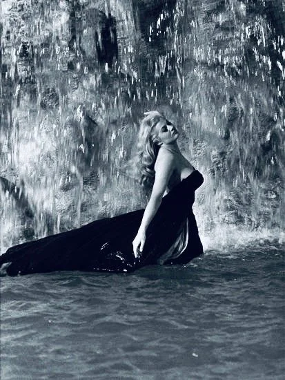 Sugar Water — Virginia DeRosa