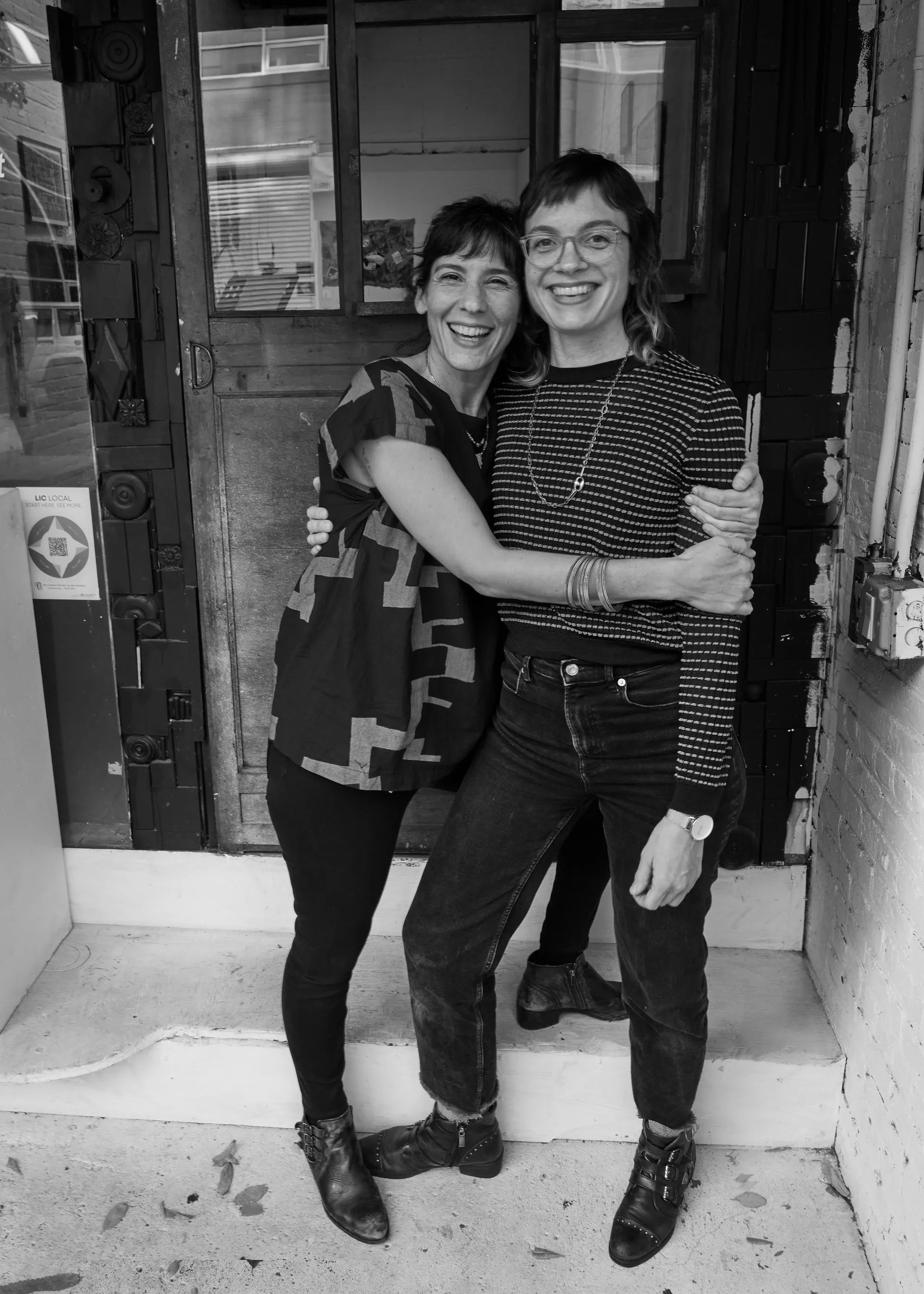 Live Performance – Jessica Pavone &amp; Katherine Young 