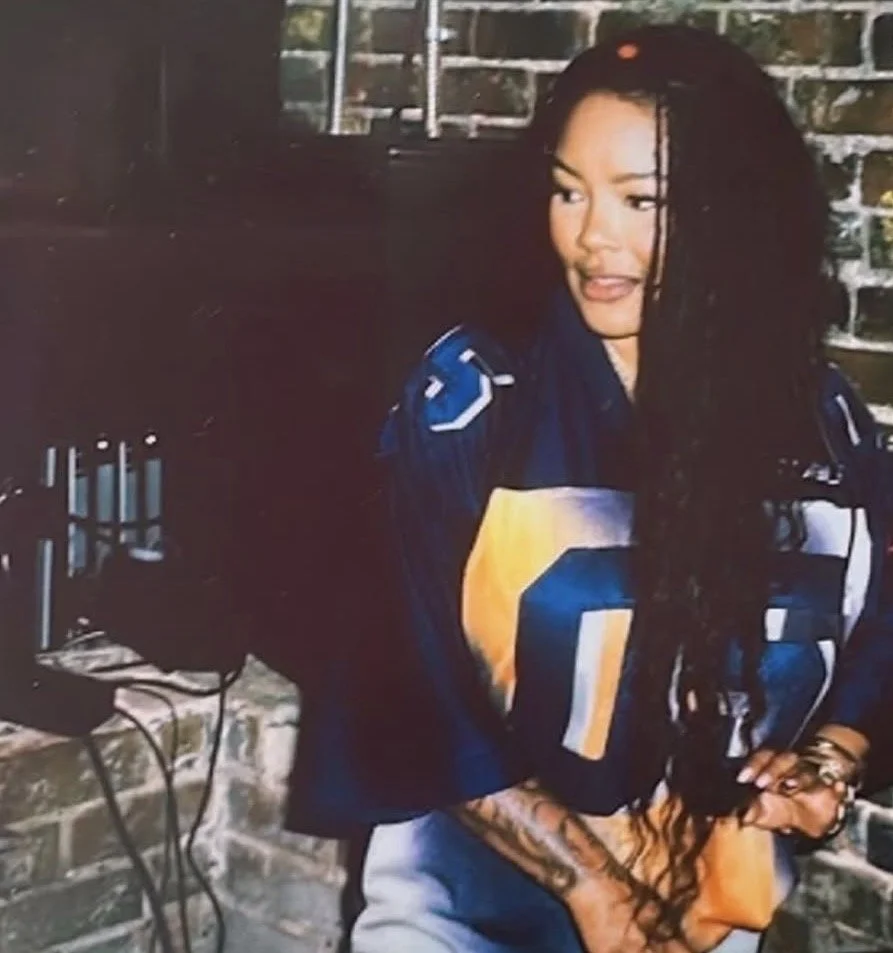 wavey.wav — Aasha Adore