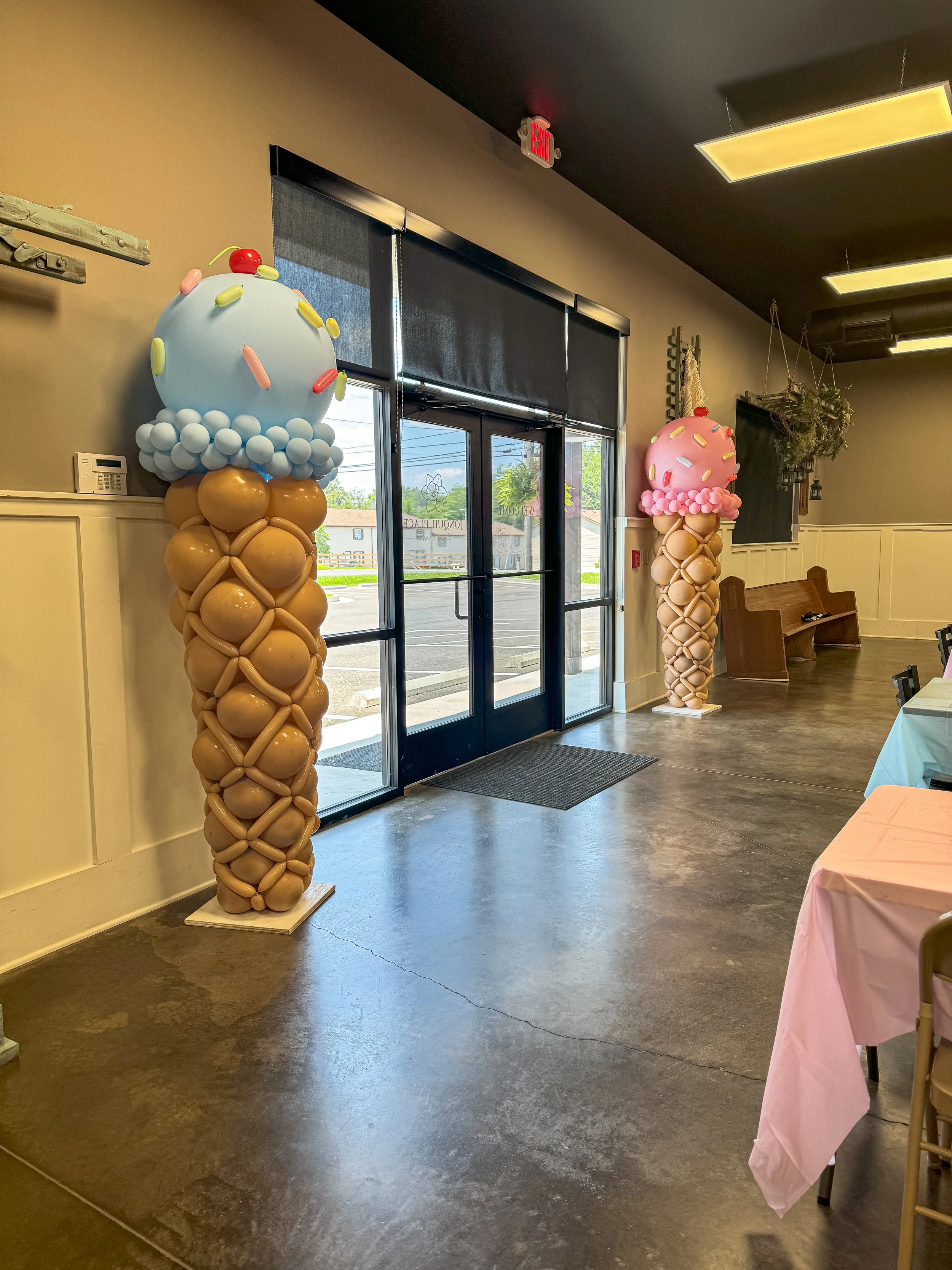 Ice cream cone balloons.jpg