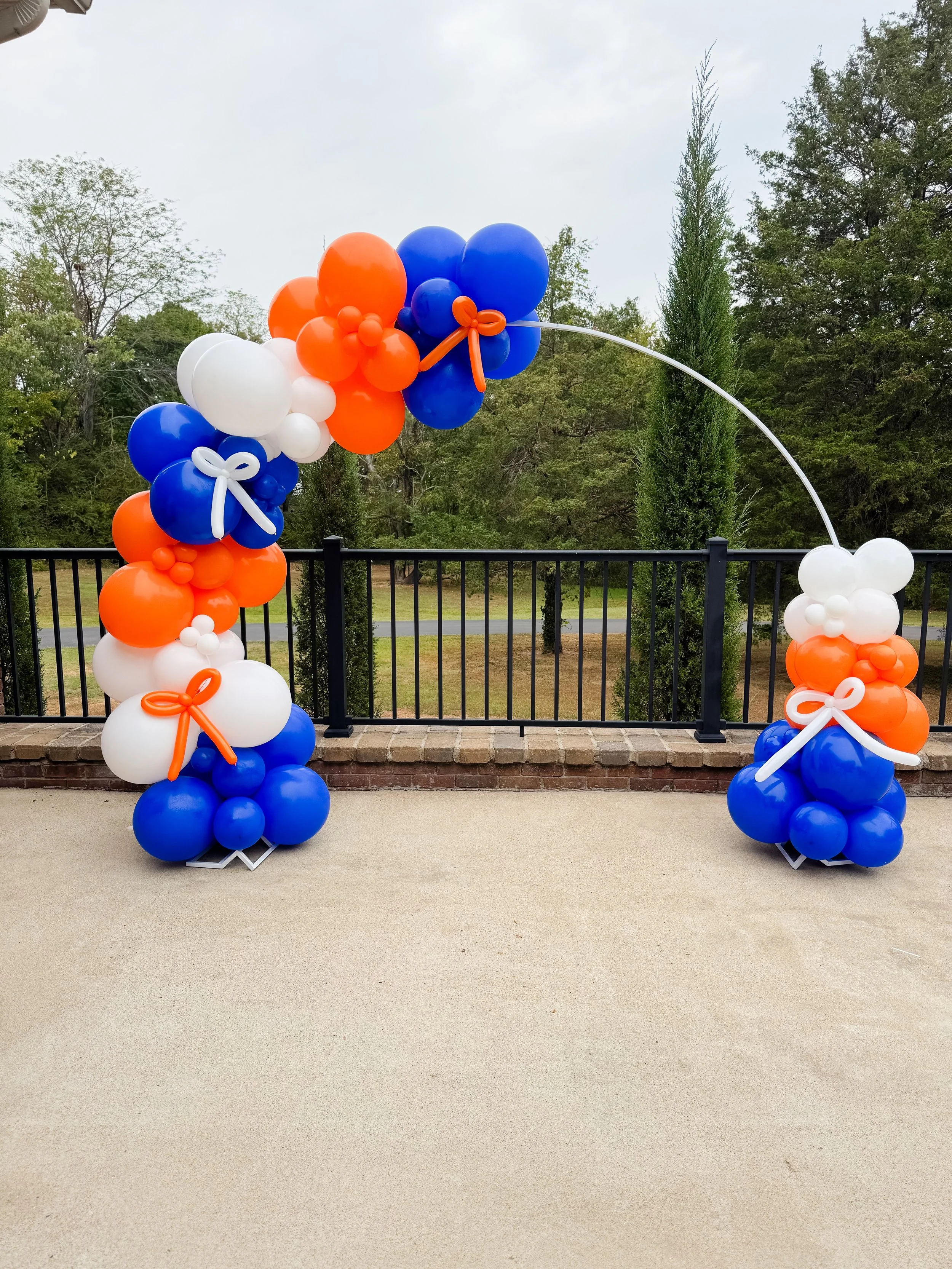 Balloon Arch Western Kentucky