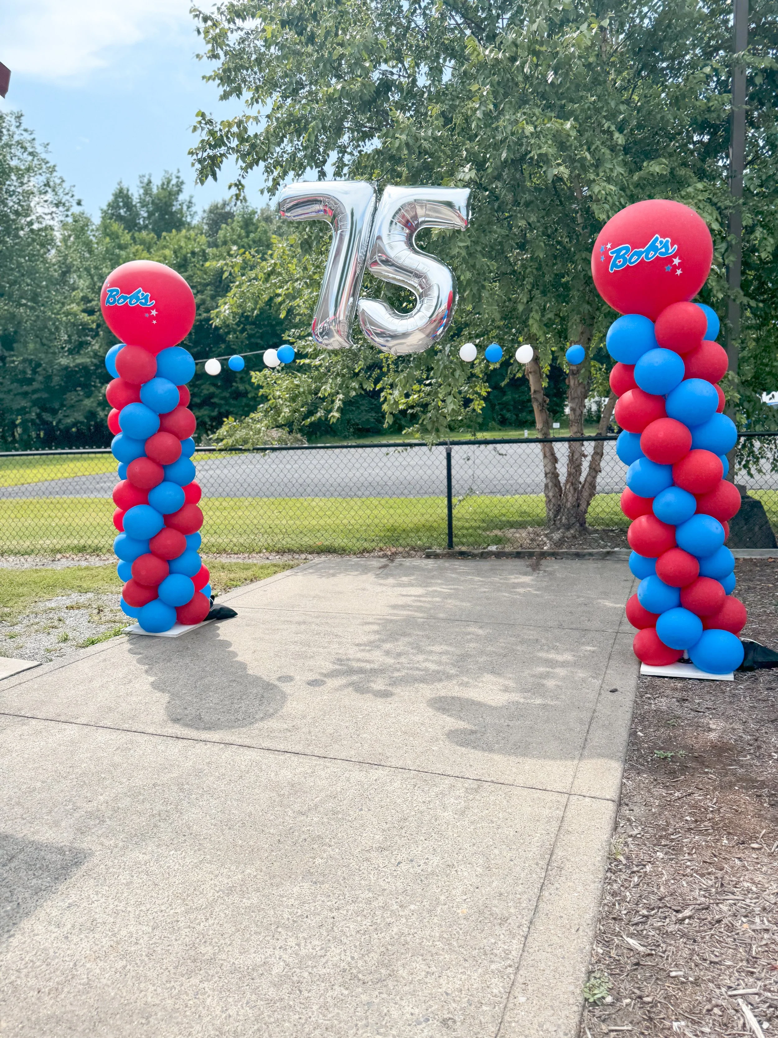 Balloon Columns Paducah Kentucky.jpg