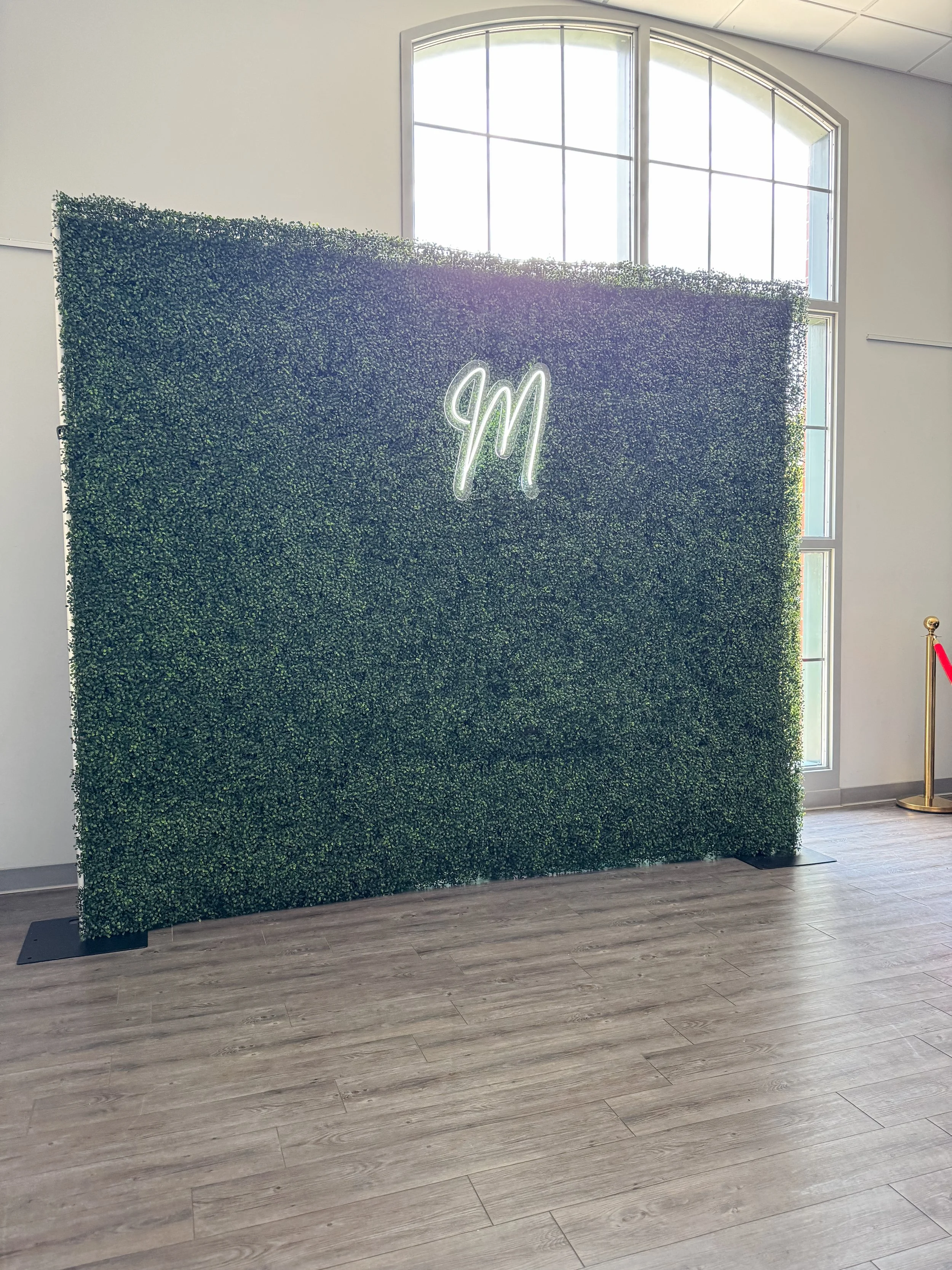 Wedding Hedgewall.jpg