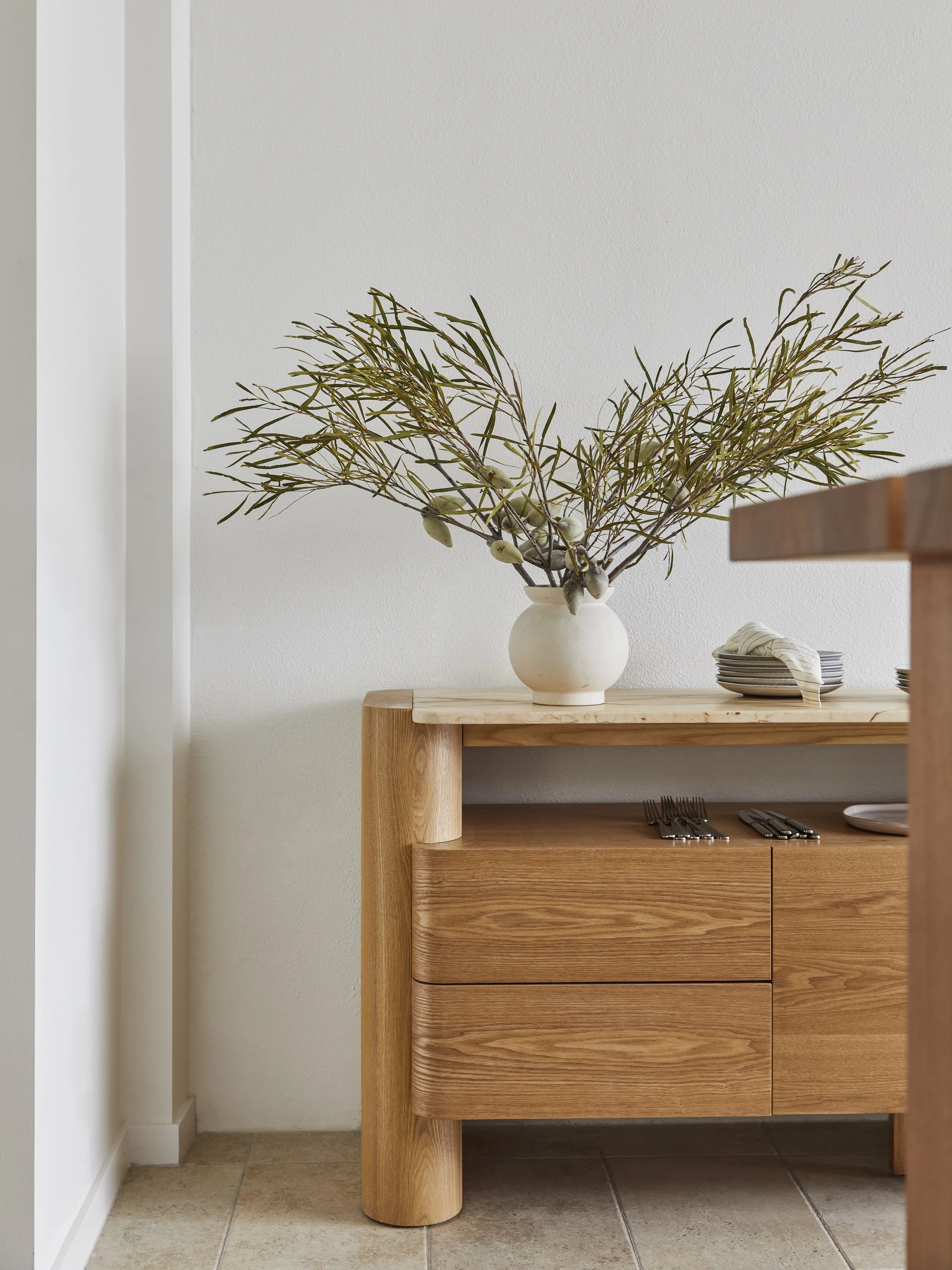 The_Flour_Bin_The_Clairfield_Hotel_Mooikin_Design_Studio.jpg
