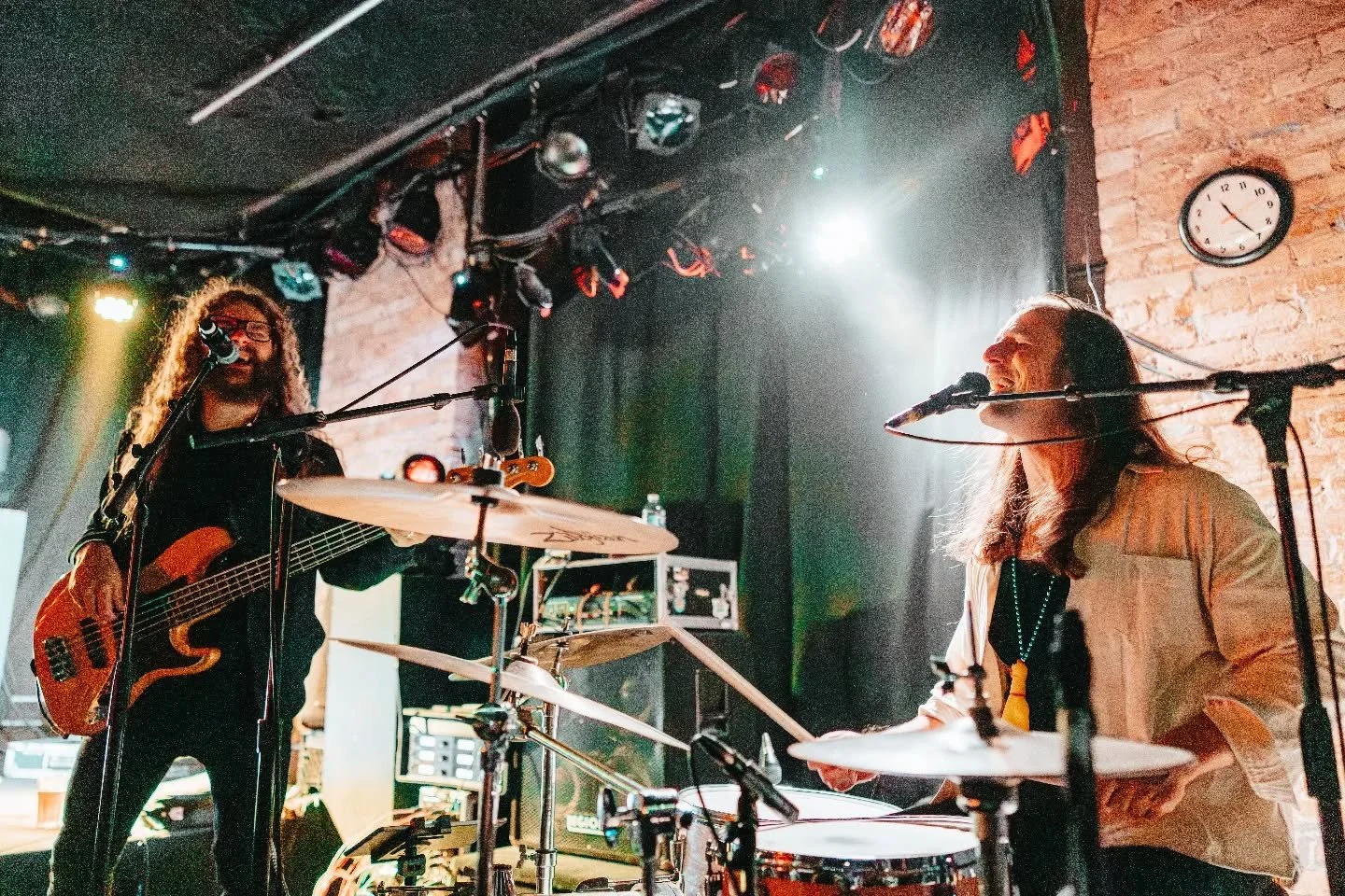 Just a few more days until our Dec. 27th show at @bunkersbarmpls with @banda_caballo_cosmico!! 

📷 @raemariemn

#mnmusicscene #mnmusic #minnesota #minneapolismusic #bunkersminneapolis