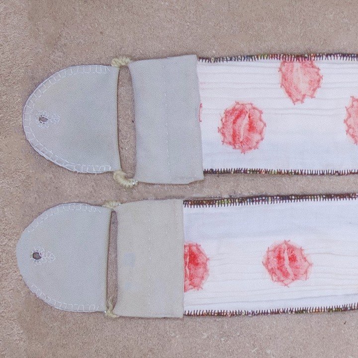 'Angel' Guitar strap part 3/3

'Groundbreaking Debut Album' 9/15

#handembroidery #embroideryartist #embroidery #embroideryart #illustration #guitarstrap