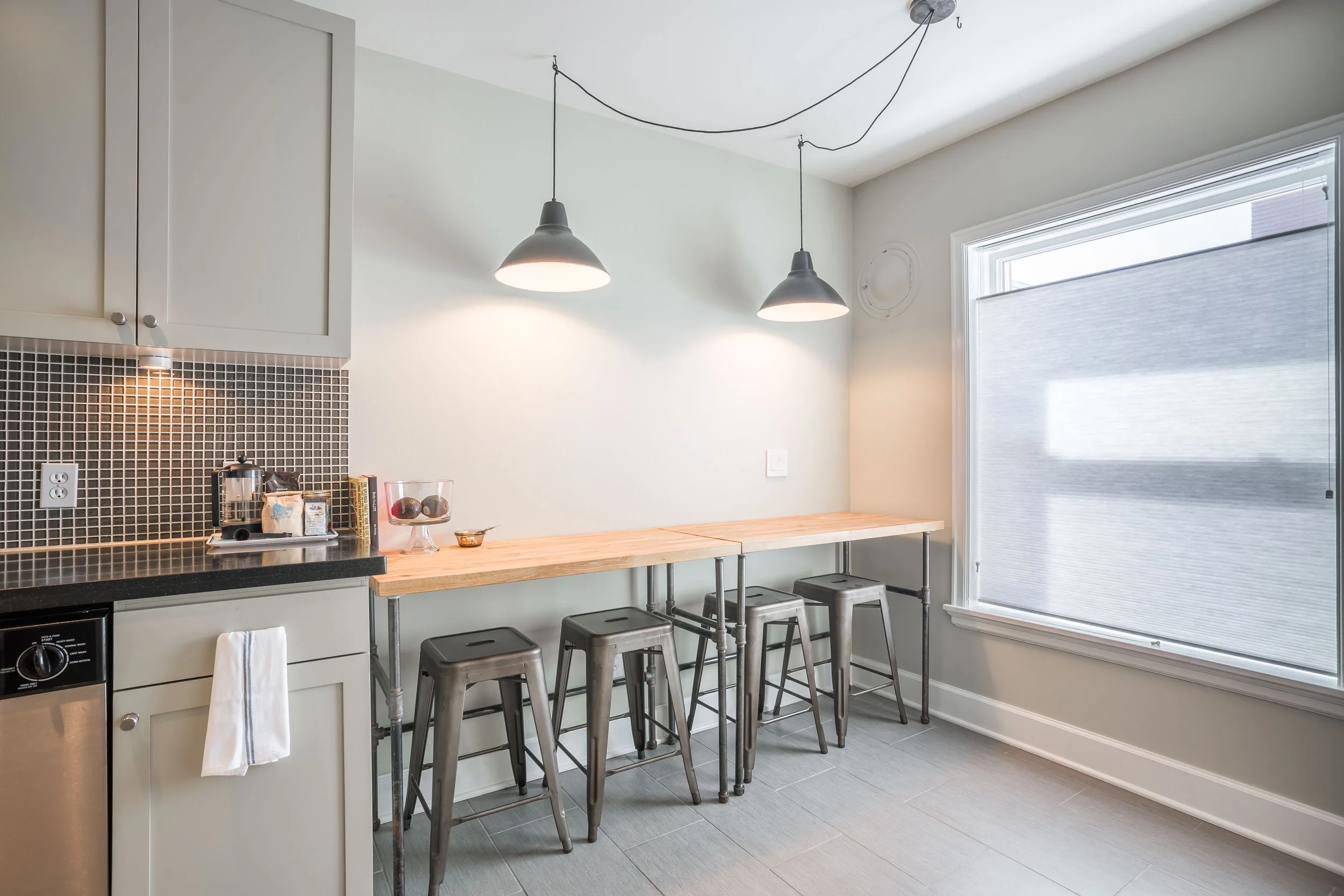 325-Harvard-Avenue-East-#103_14 2.jpg