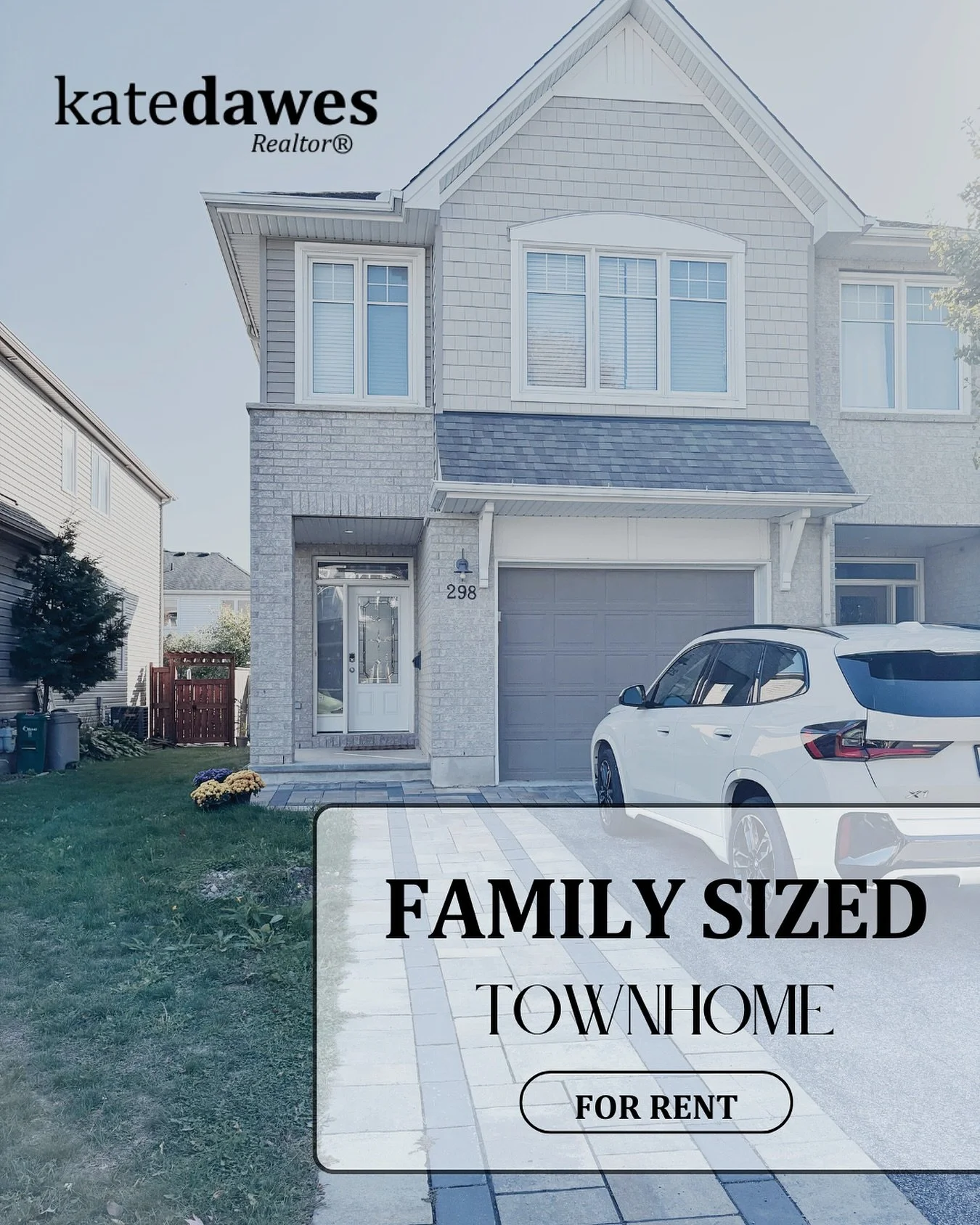 For Rent 🏡
Family Sized END UNIT townhome located in Stittsville’s Jackson Trails Community. 3 generously sized bedrooms + loft space, open concept main floor with eat up island and gas fireplace, finished lower level family room, fenced back