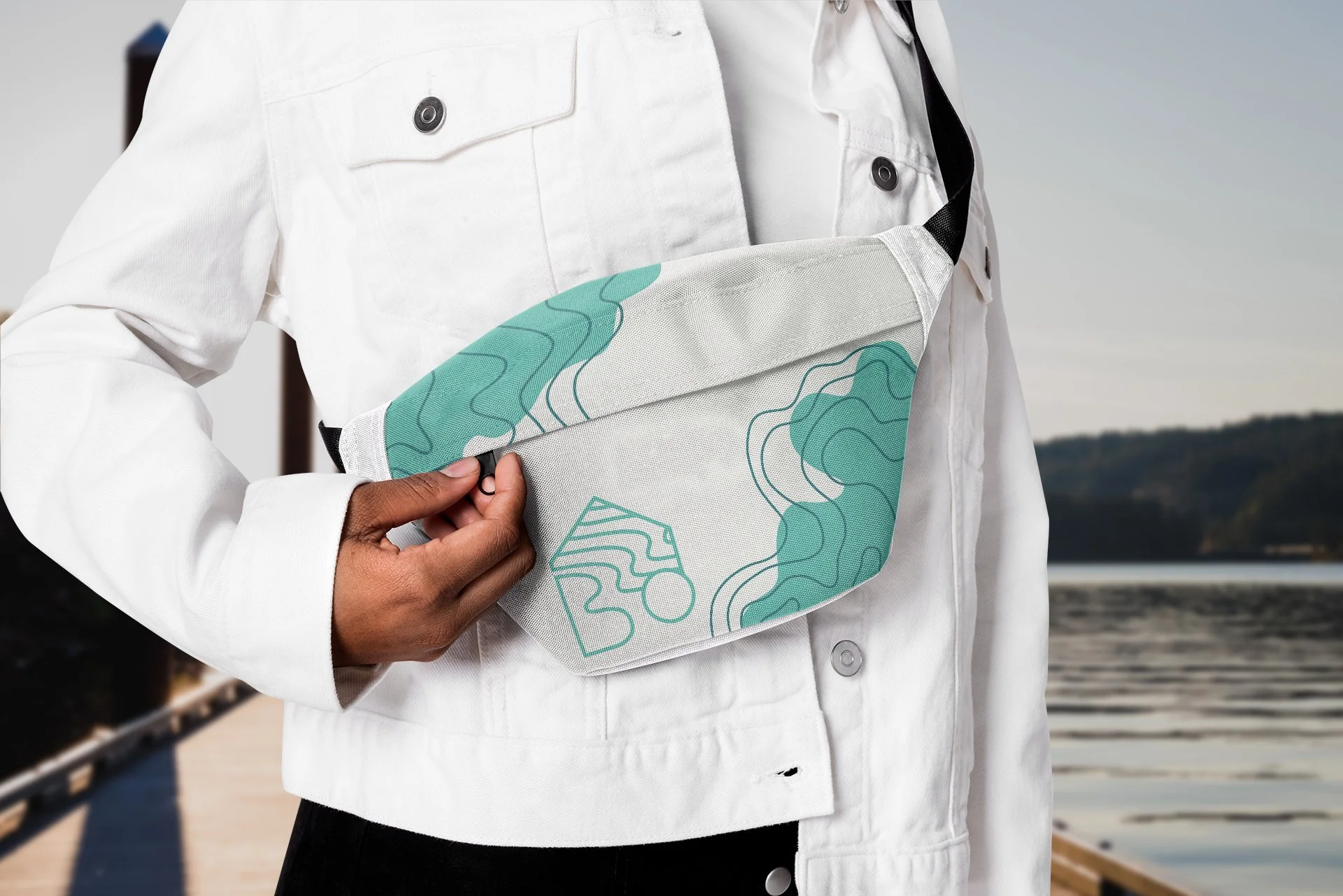 Bo_FanniePack_Mockup_v1.jpg