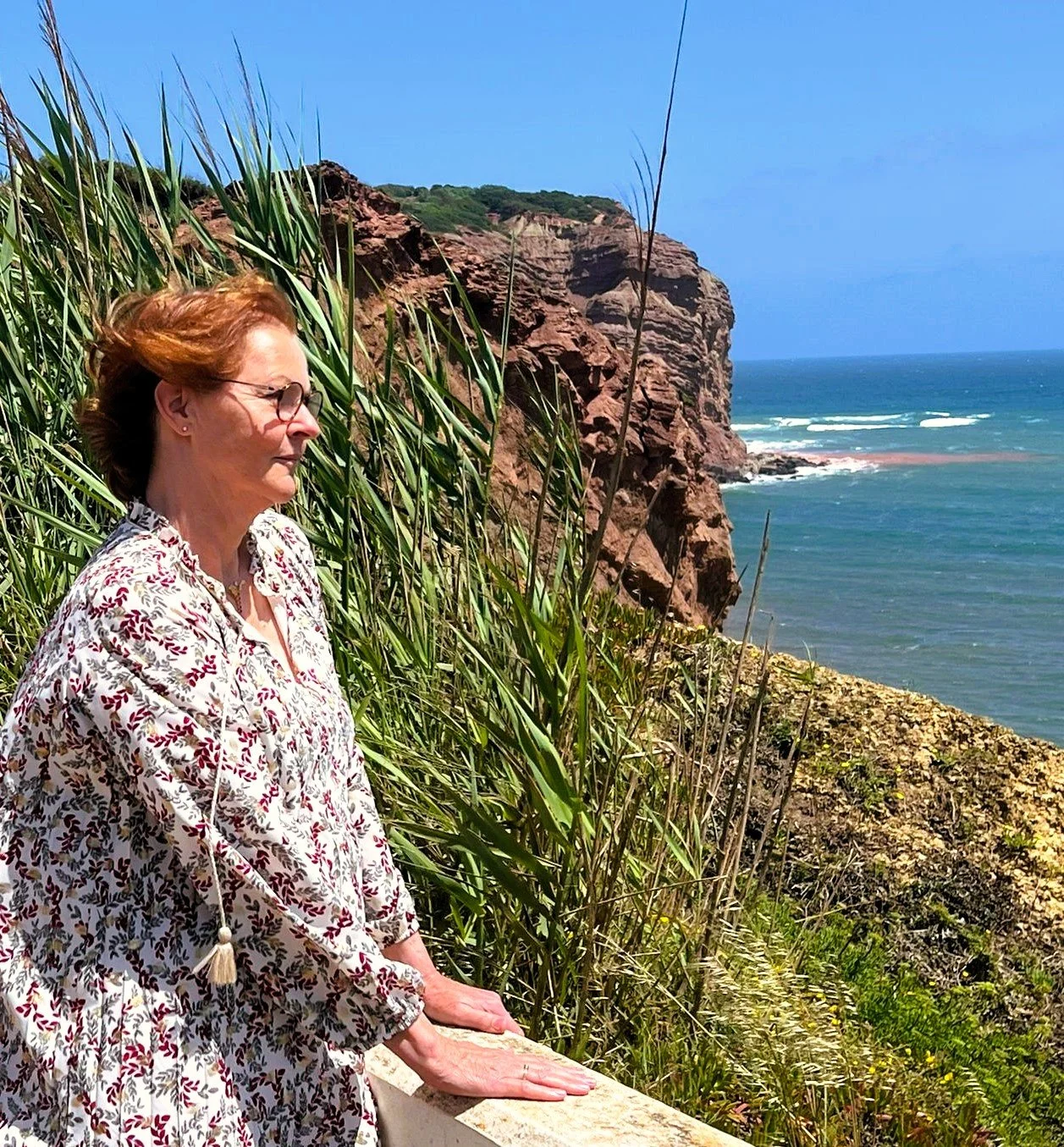 Begleitende Wahrnehmung in Trance – ruhiger Moment am Meer