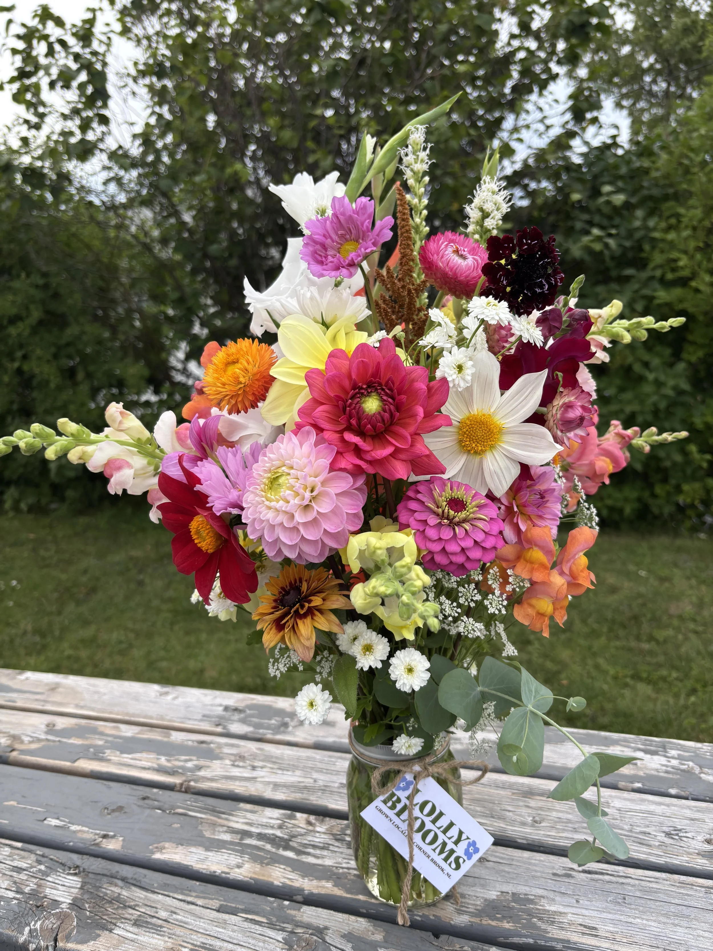 Deluxe Seasonal Bouquet
