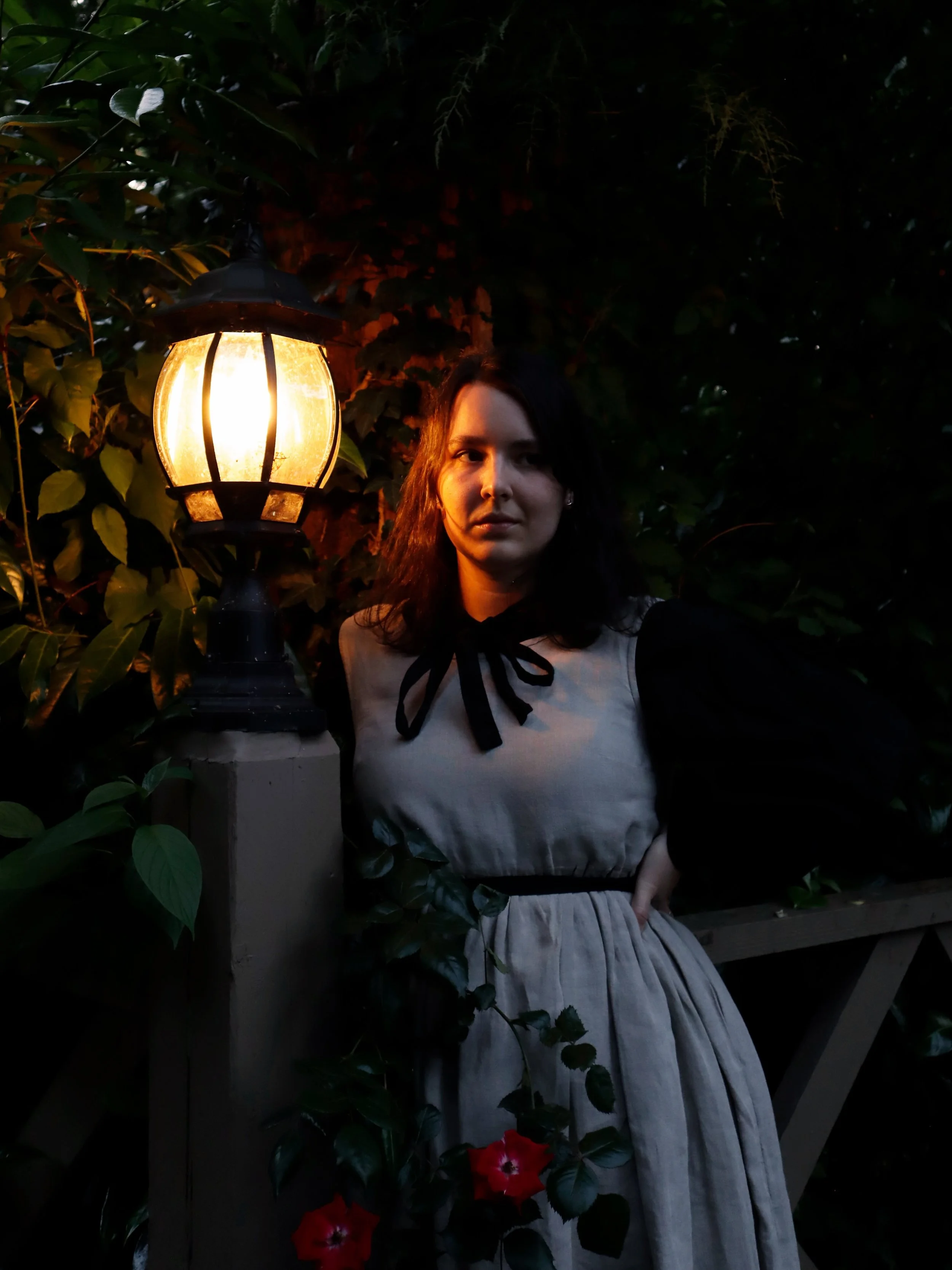autumn equinox 🍂 the day of balance between light and darkness 🌓

I took these photos around midsummer but waited to share as I felt they have such an autumn vibe! 🕯️

linen outfit from the magical @sondeflor 🥀

#aseasonalshift #linendress #autum