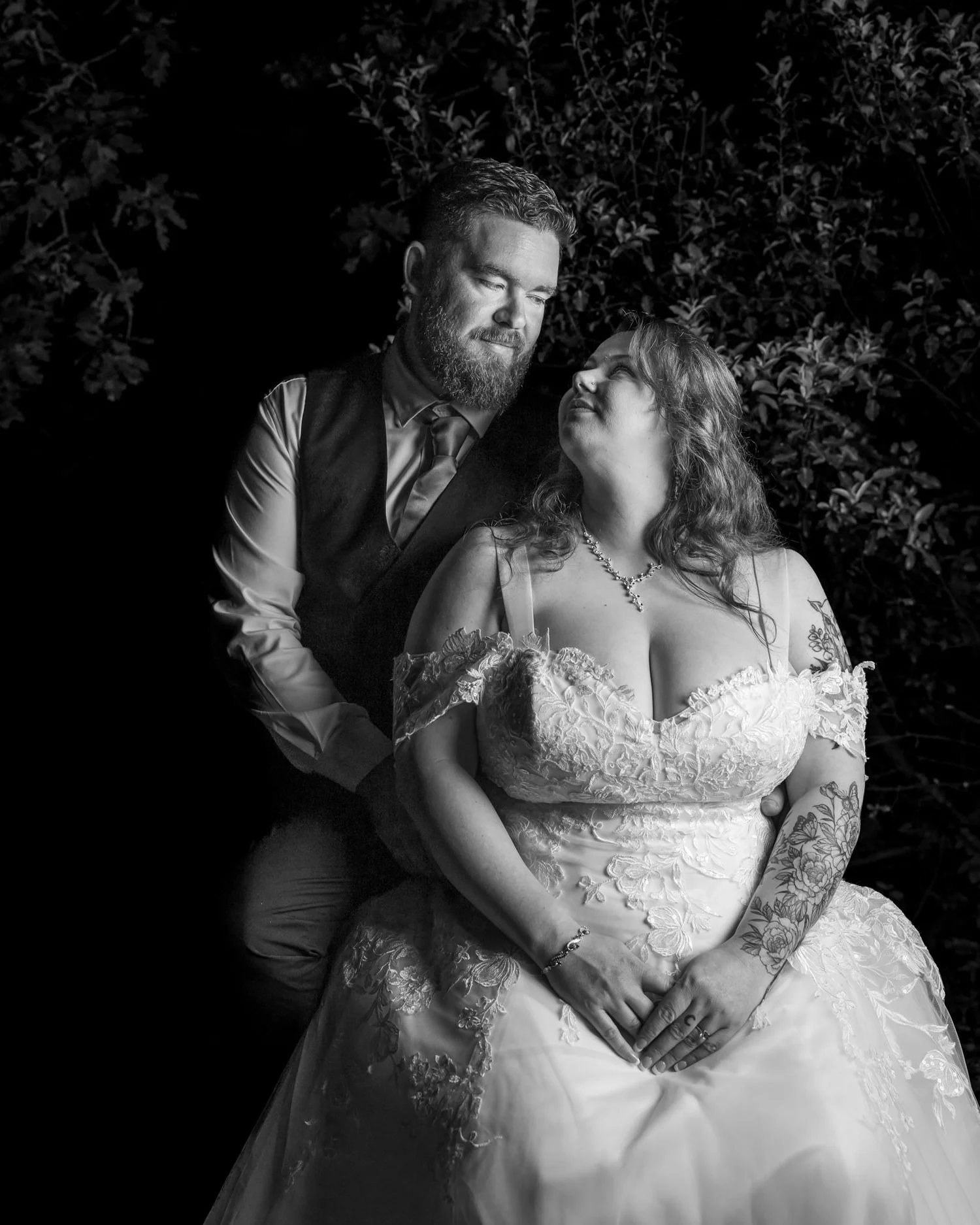 Black and white evening portrait of Janine and Kyle together