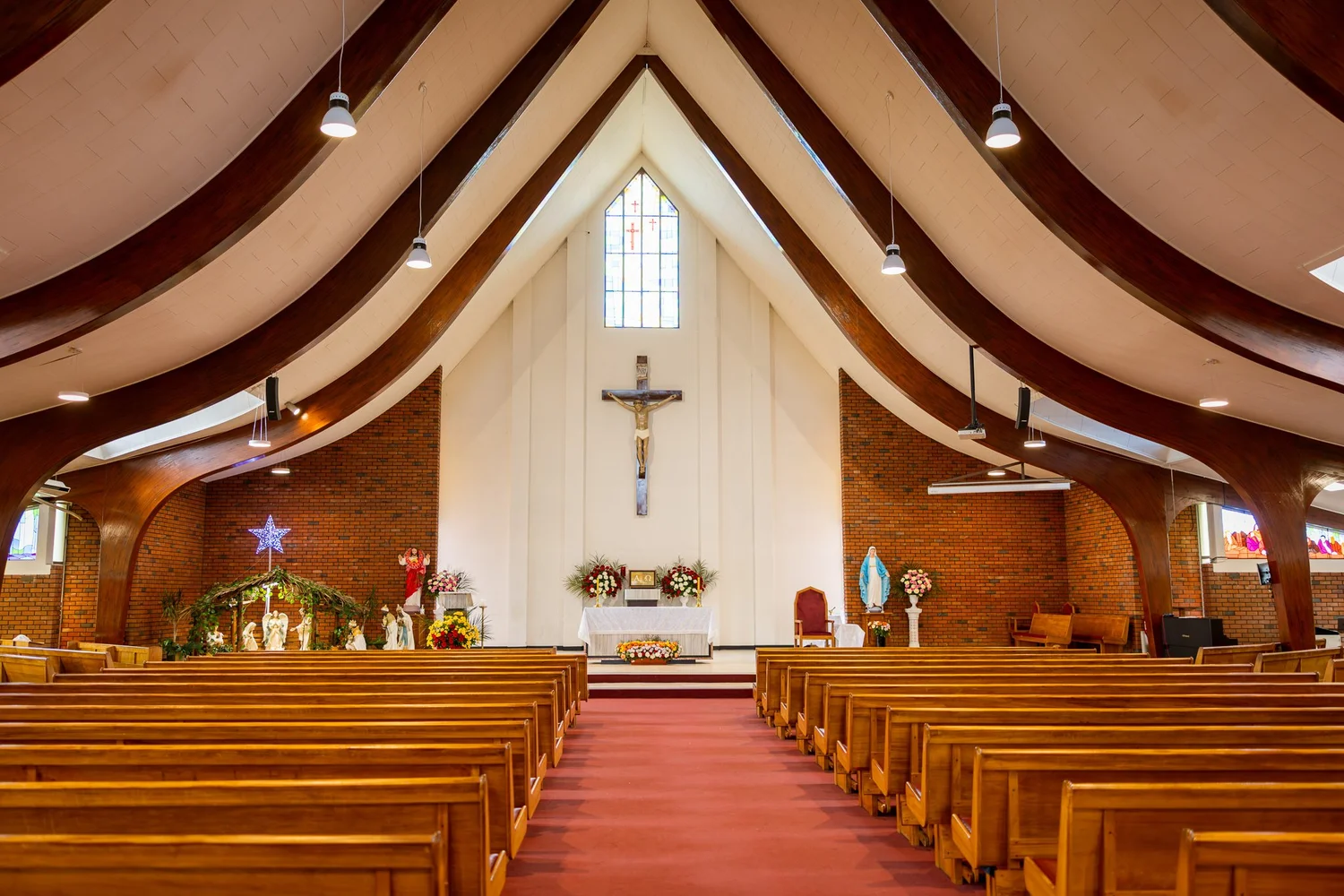 The interior of the church before the ceremony