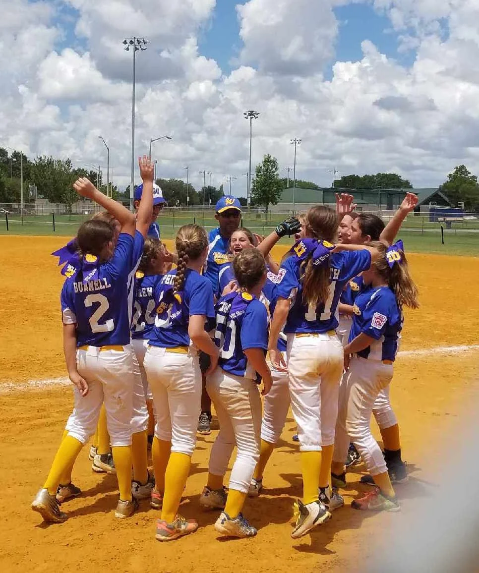 Supporting Windermere Little League Girls Softball🥎