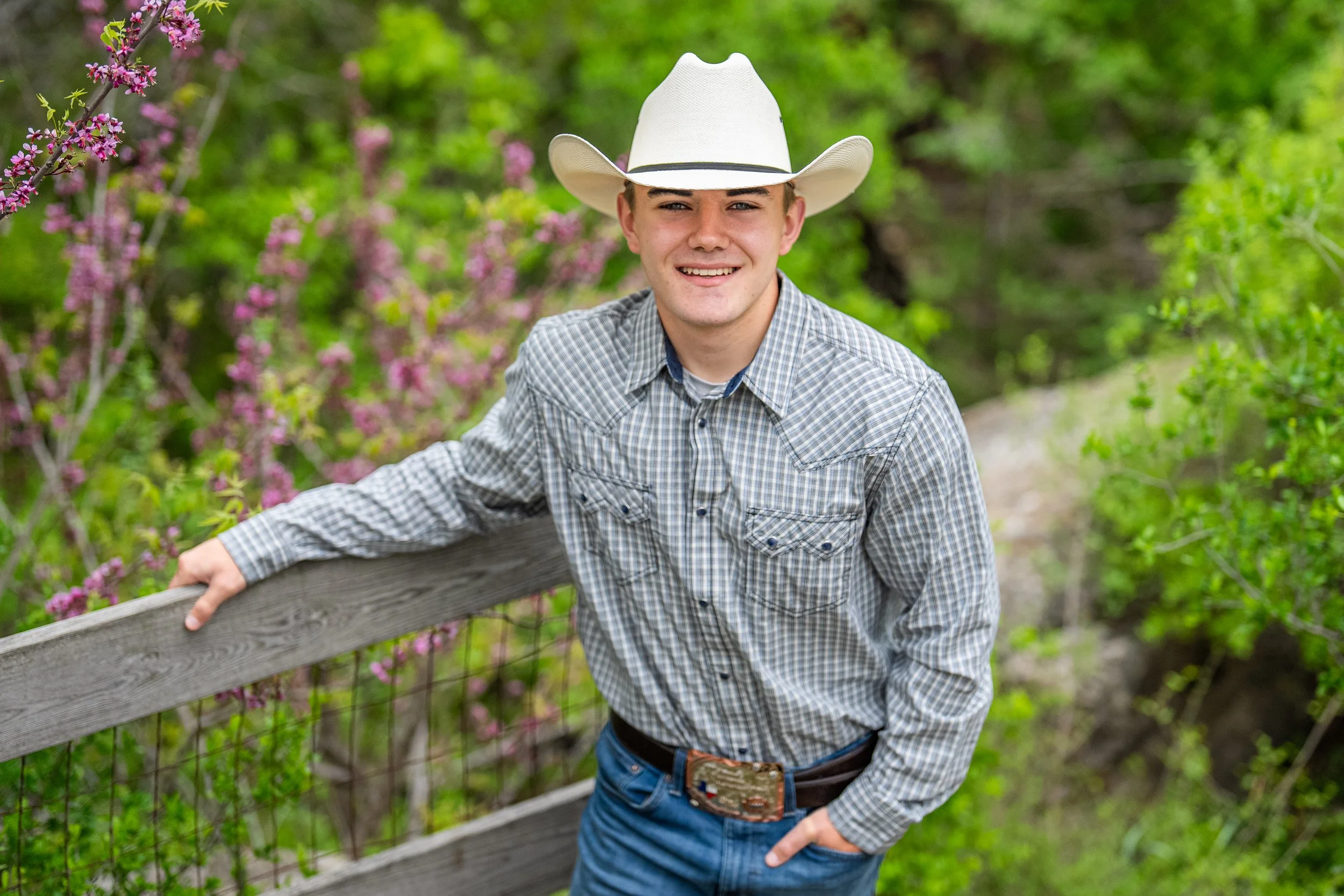 Ashton Robinson Senior Photos-32.jpg