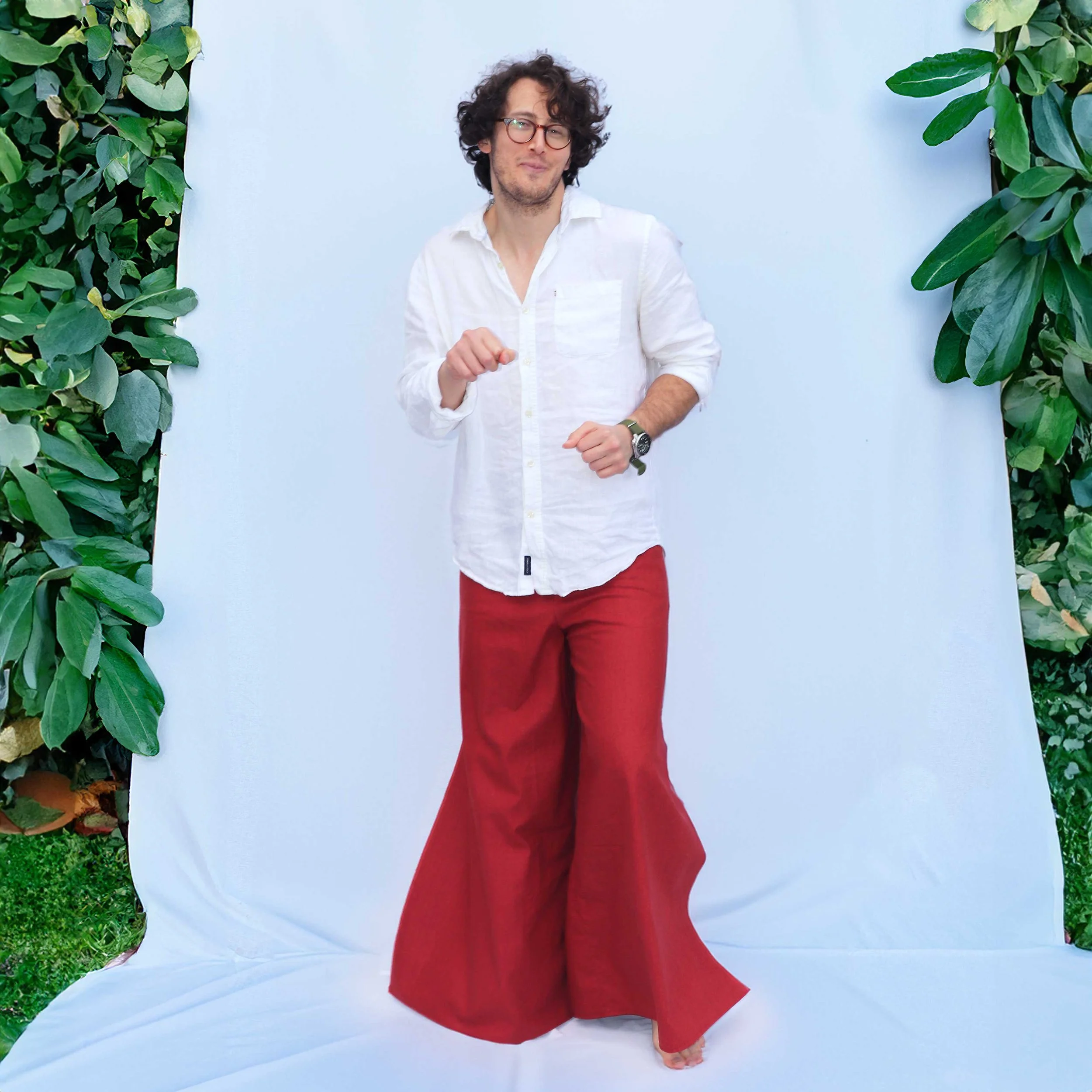 web-pants-redlinen-ai-sq.jpg