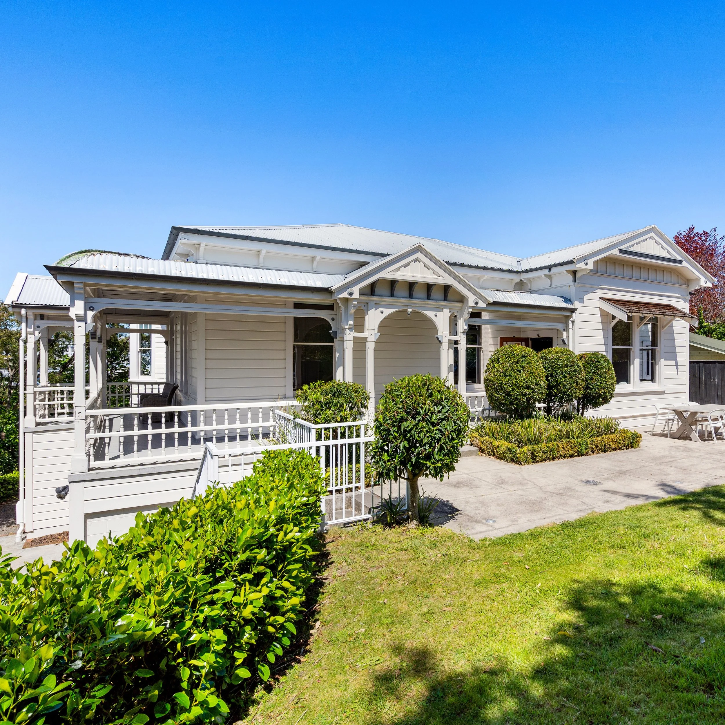 New listing 
6 Thompson Road, Bluff Hill

Details
&bull; 4 bedrooms
&bull; 2 living 
&bull; 1506 (more or less) land area
&bull; 314 (more or less) floor area