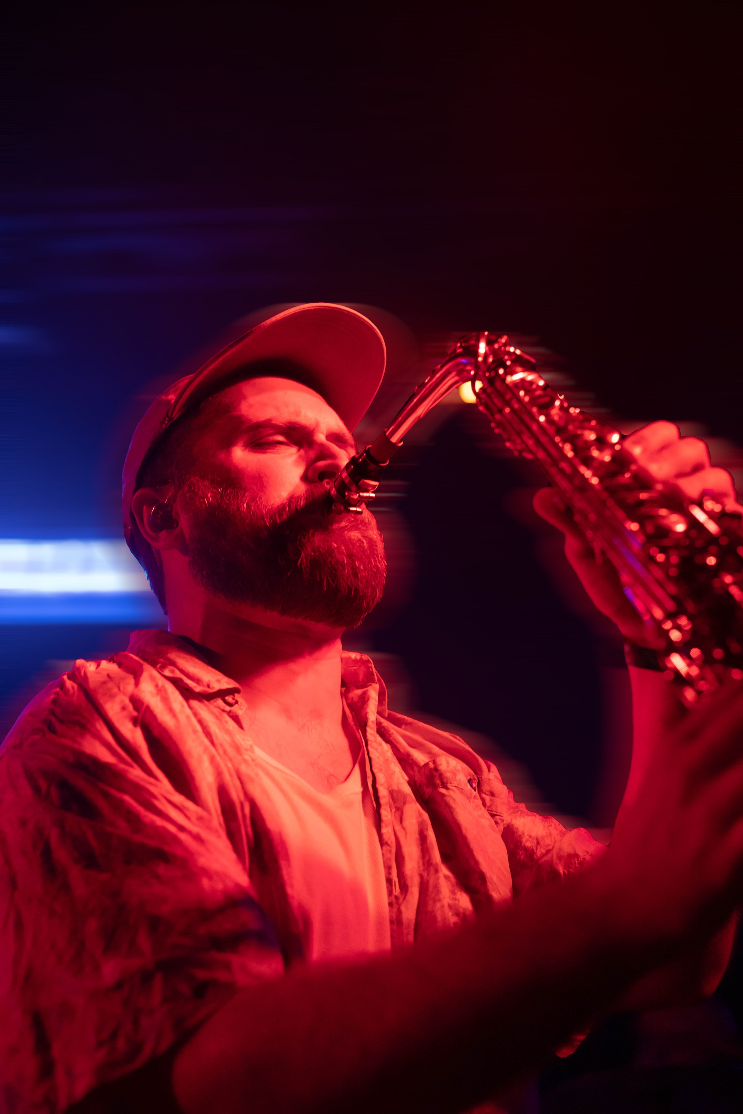 saxblur1.jpg