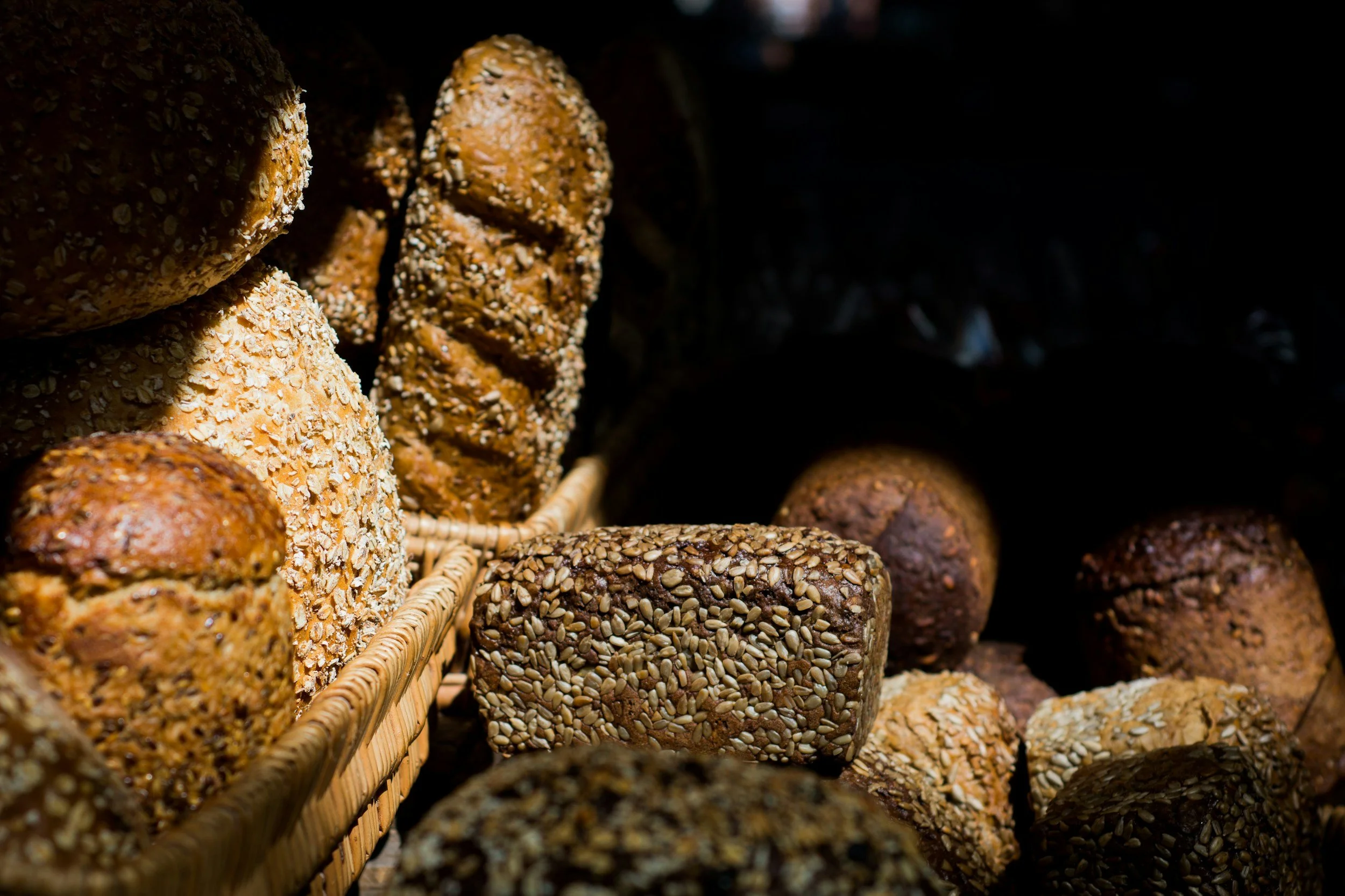 What’s in Your Bread? The Truth About Dough Conditioners, Preservatives, and Additives