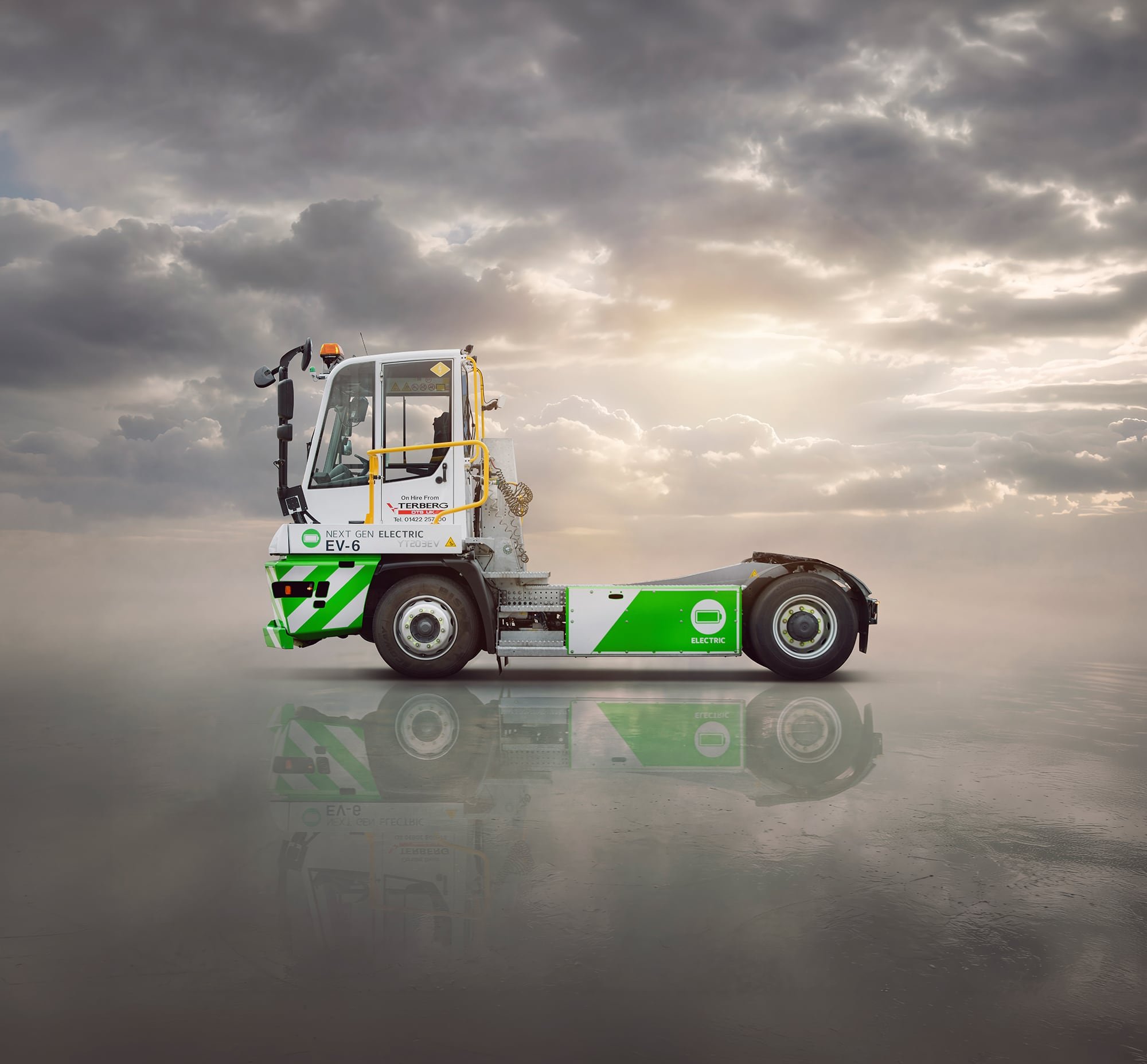 Terberg Electric Yard Tractor Photography side profile