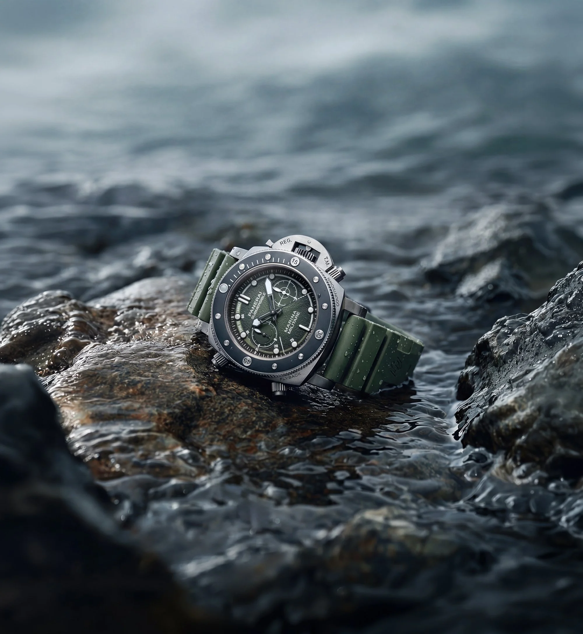 Watch in rock pool