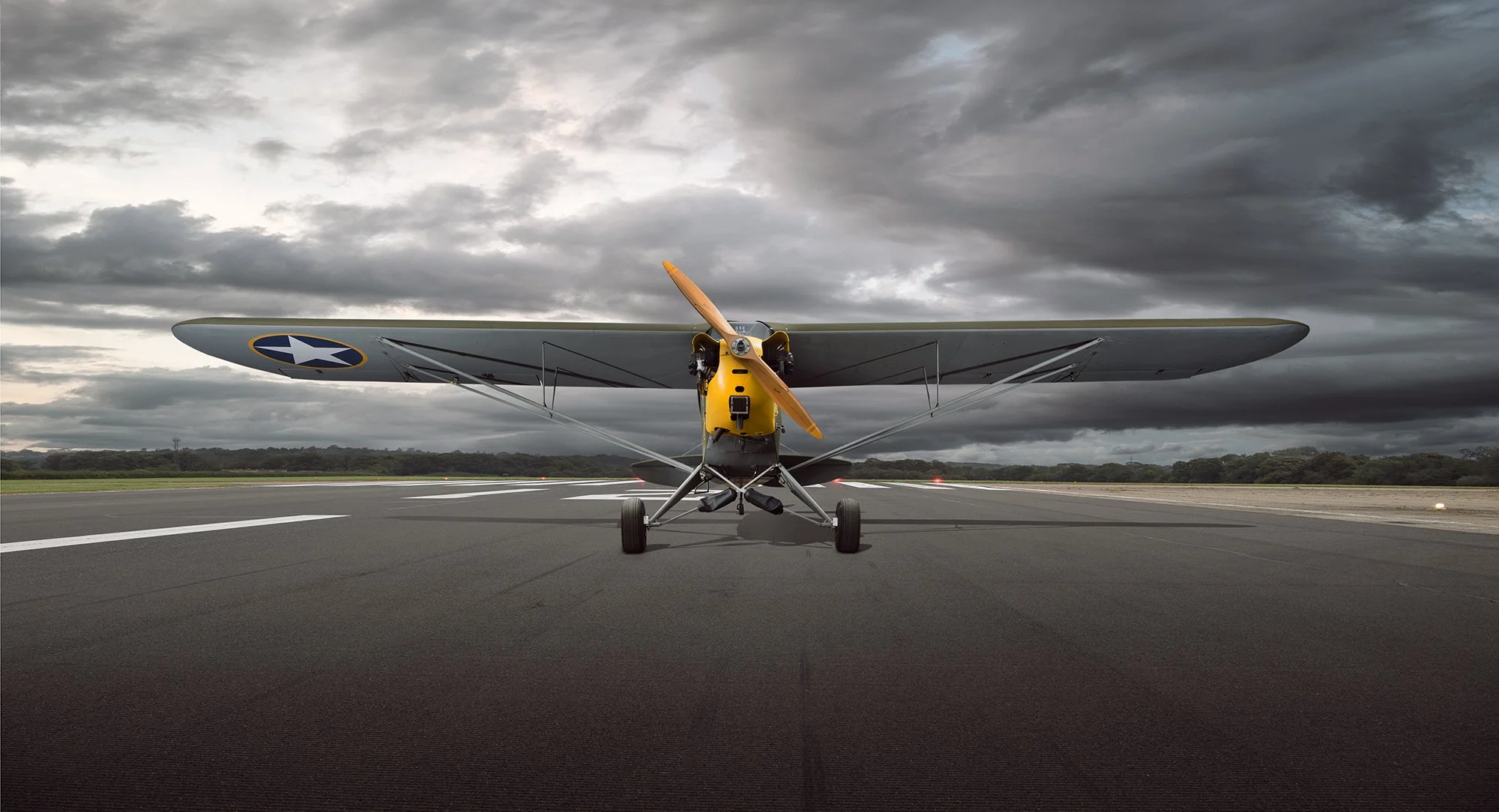 Aviation Photography Piper L4 Cub front view on runway